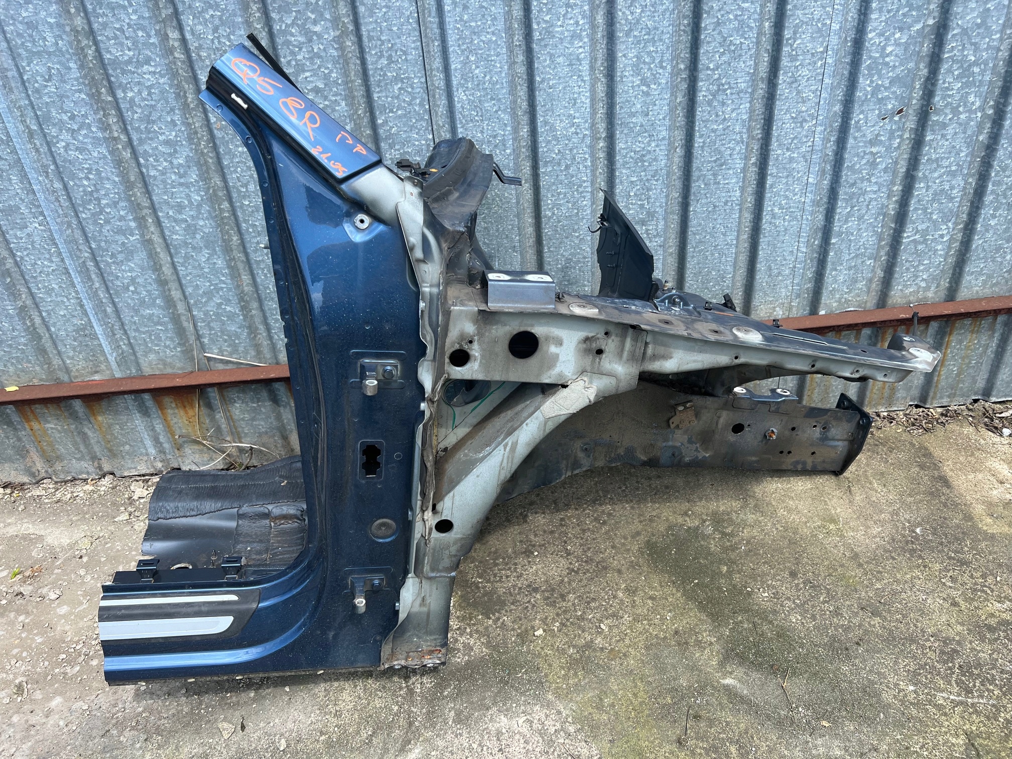 AUDI Q5 8R quarter threshold quarter pillar right front FARTUCH