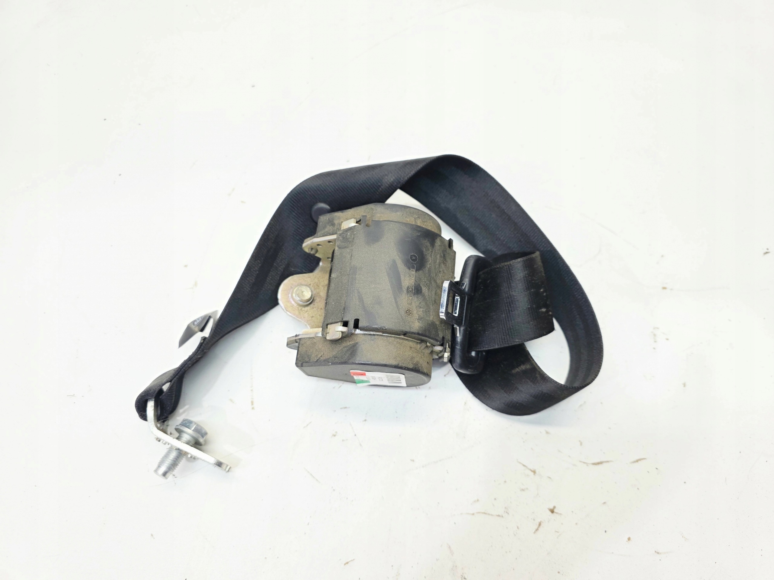 Gurten Sicherheits links oder rechts heck AUDI A4 B8 A5 8K0857805Q