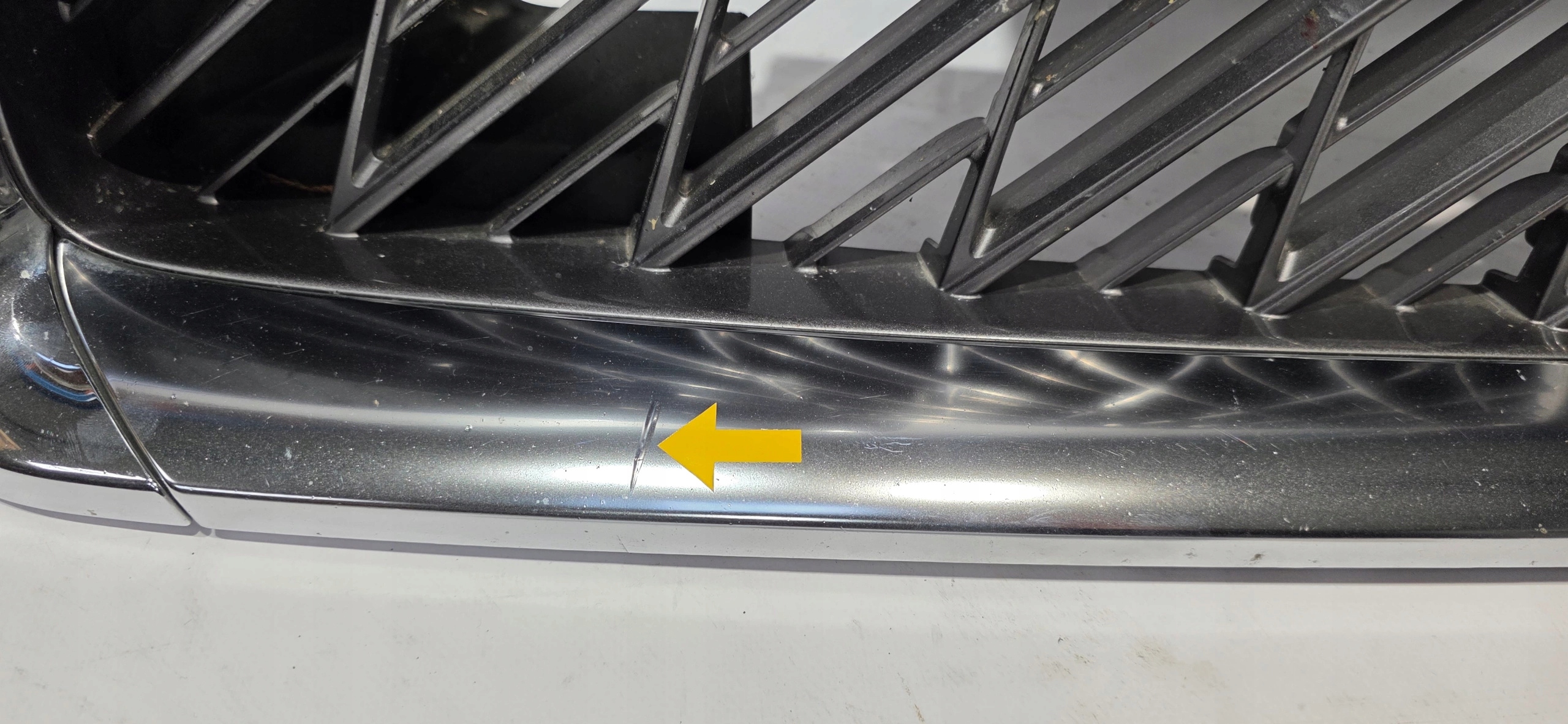 maska LEXUS LS 17-20 ispod KAMERE PDC original 53165-50010