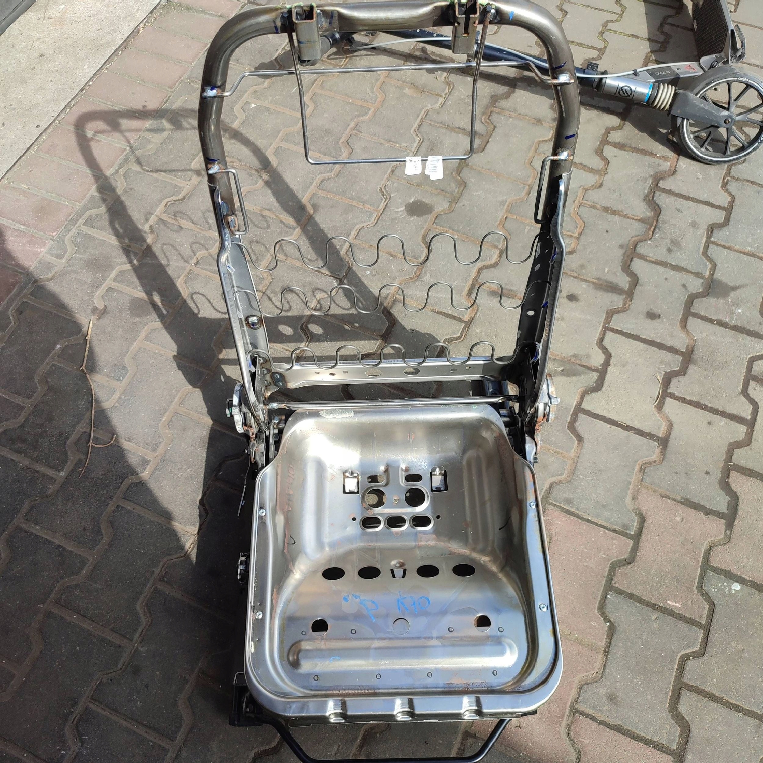 Support Siège Passegers Arrière Bouche buse Droit Suzuki Vitara (LY) 8063948