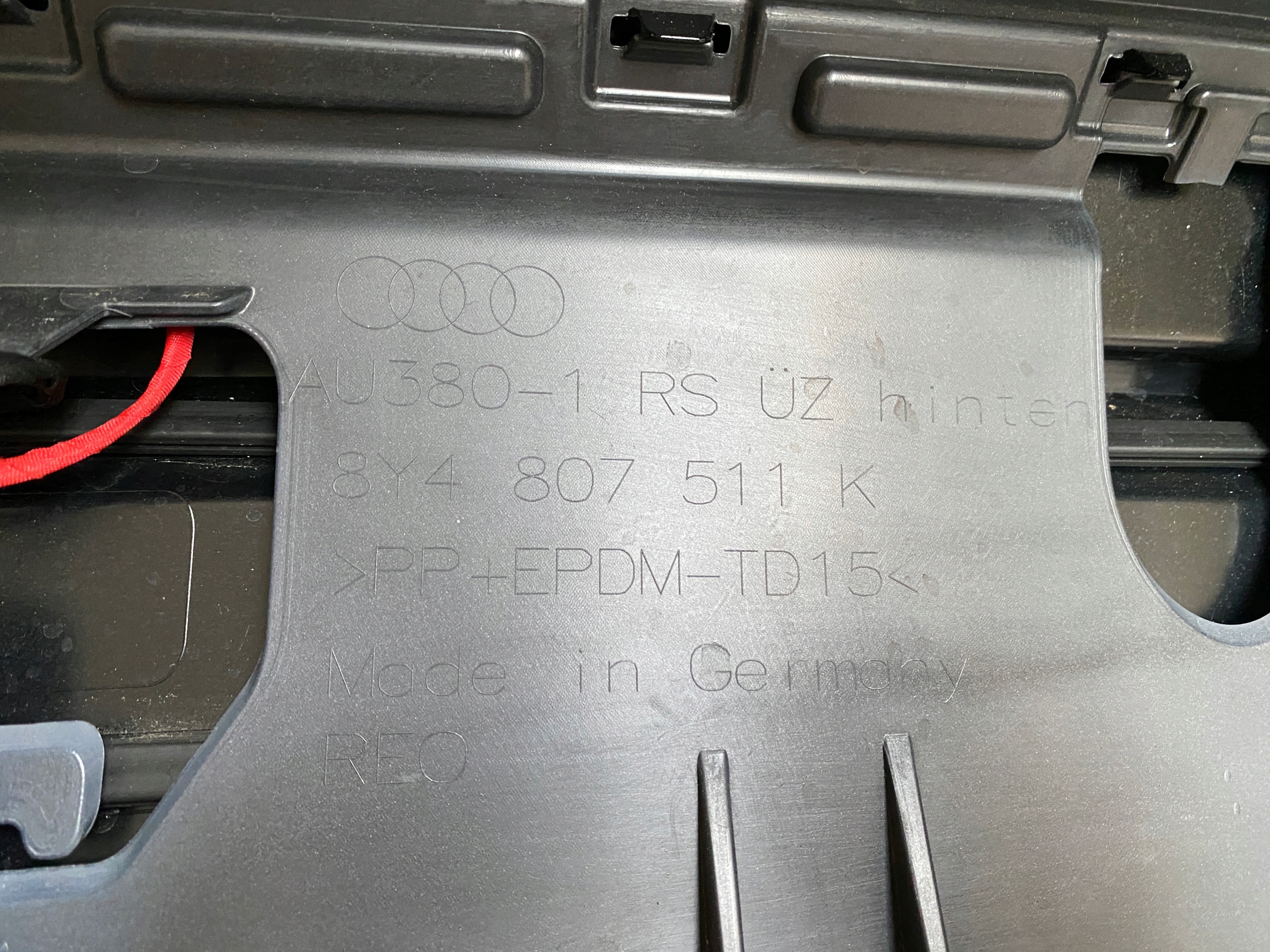 AUDI RS3 8Y SPORTBACK Stoßstange heck LY7C