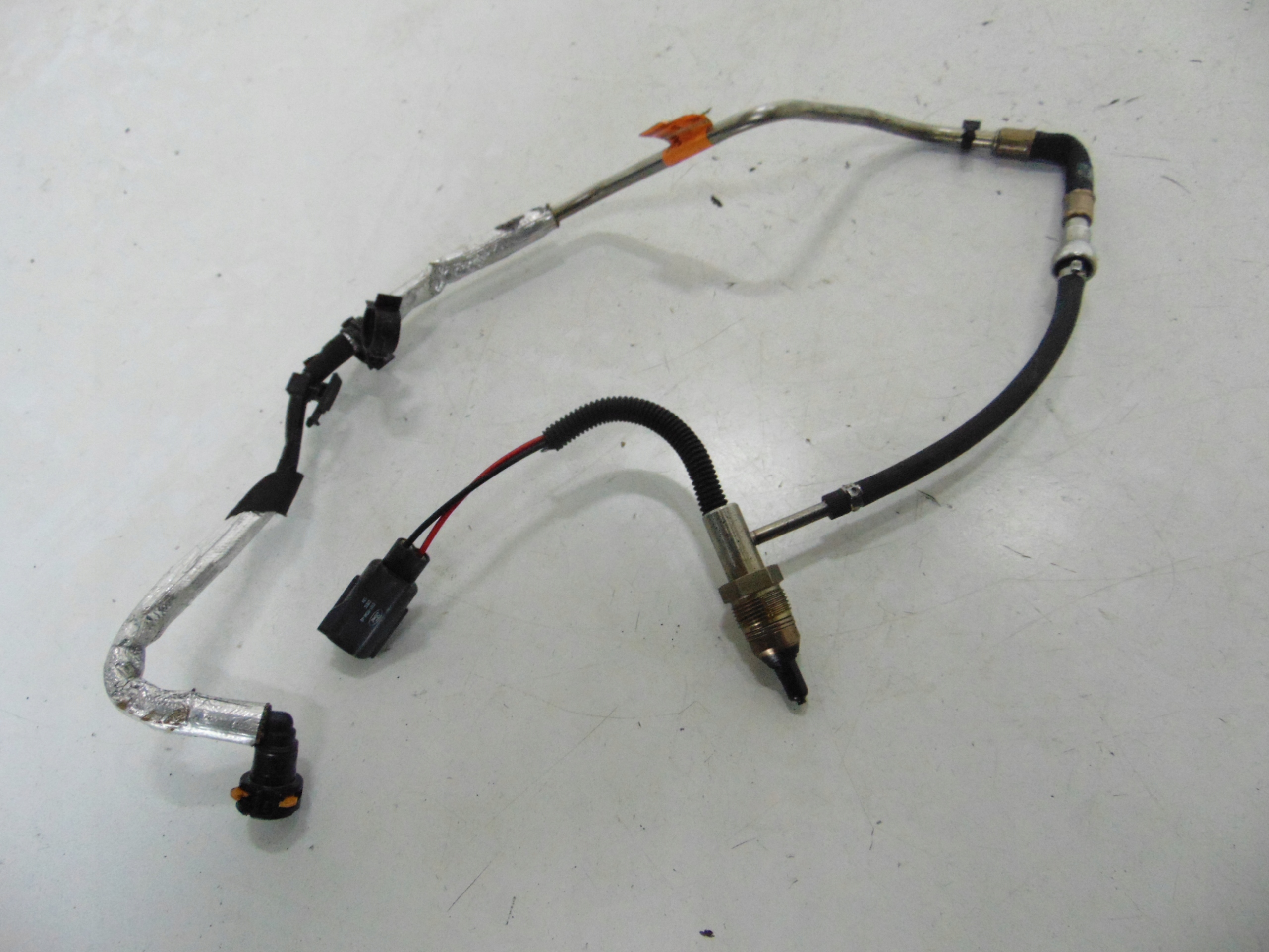 E1G19T540AD - ІНЖЕКТОР ADBLUE FORD EDGE 2.0 TDCI