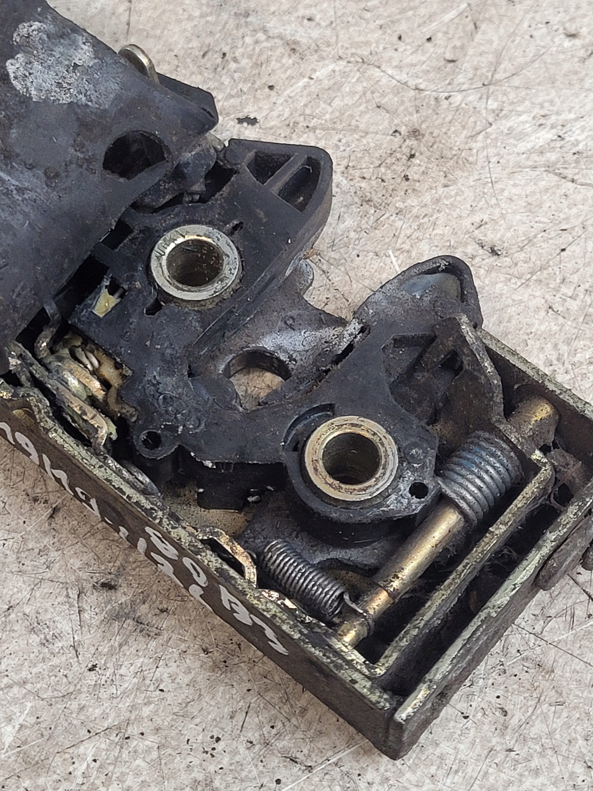 lock door right rear part AUDI 80 B3 OE 893839016C