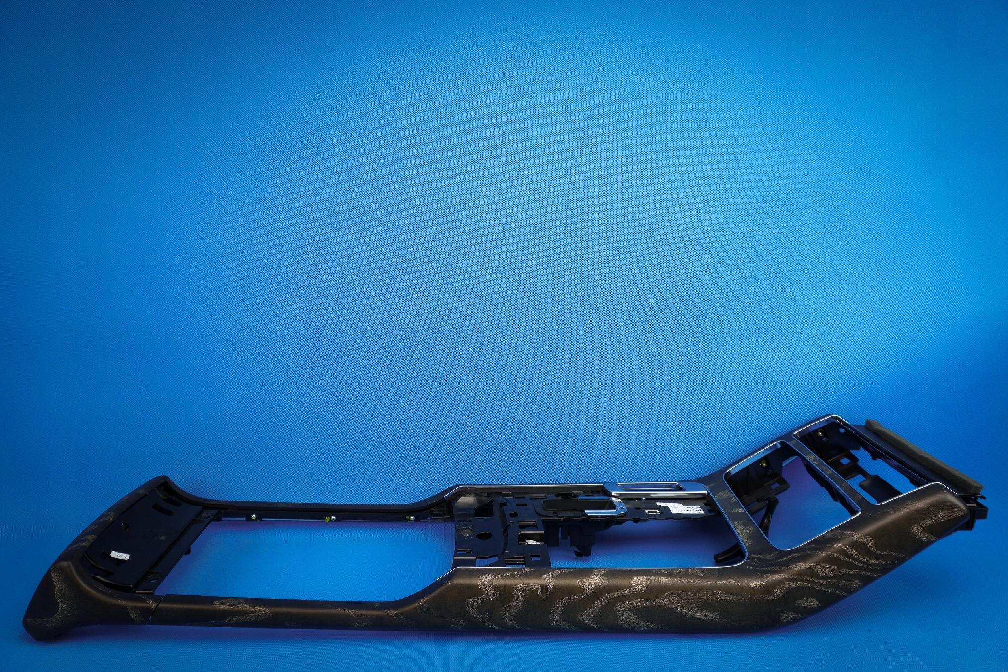 Tunel mitte dekor LED Audi A8 4H1863240AD GQ2