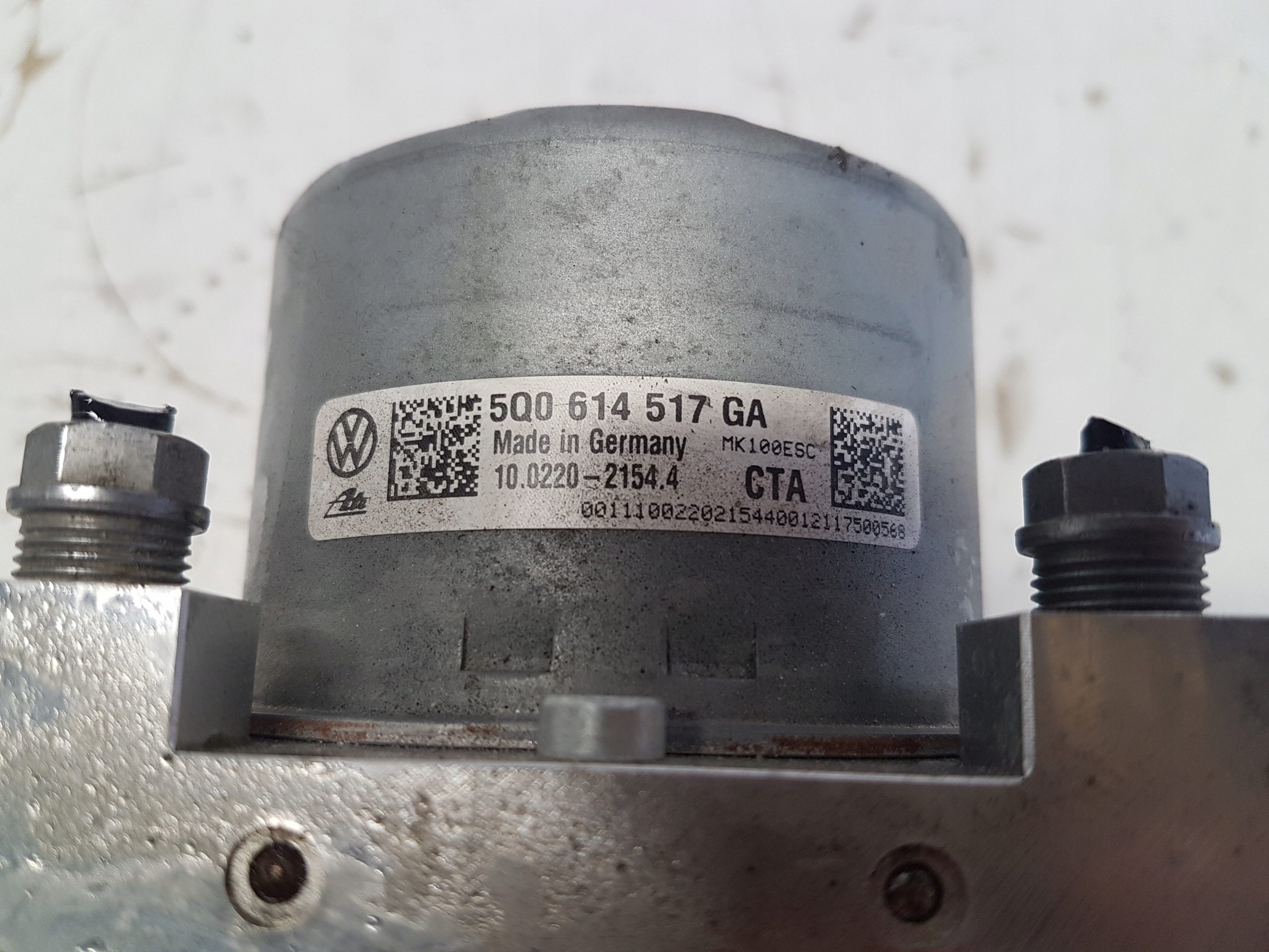 AUDI Q3 83A 2.0TDI 35TDI pump control unit ABS