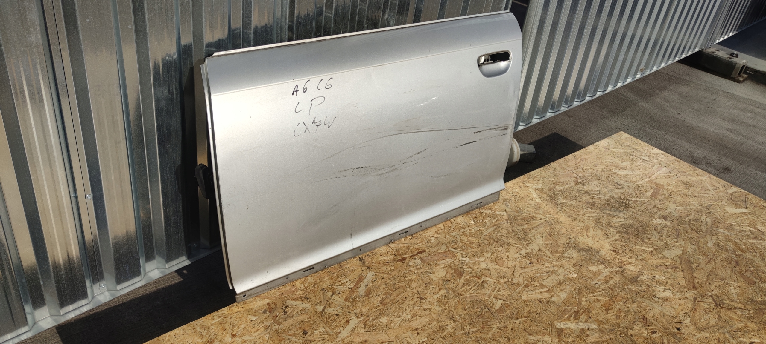door left front AUDI A6 C6 LX7W sedan AVANT