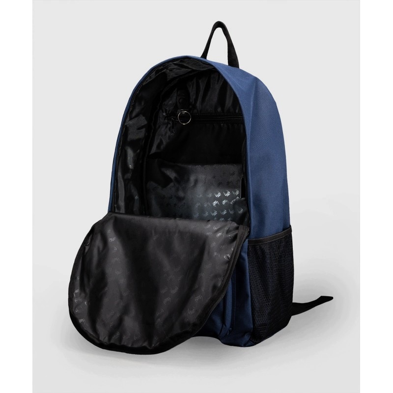 batoh venum essential Granátový 24 L