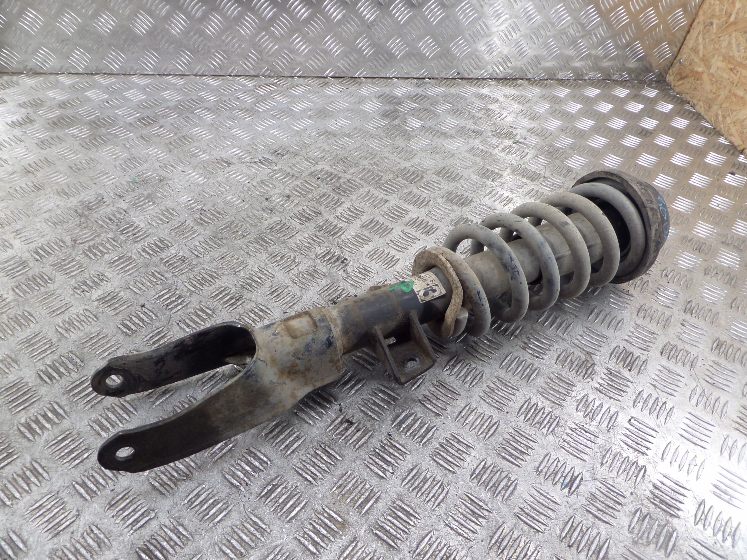 VW Amarok 2H front front shock absorber 2H0412021BJ