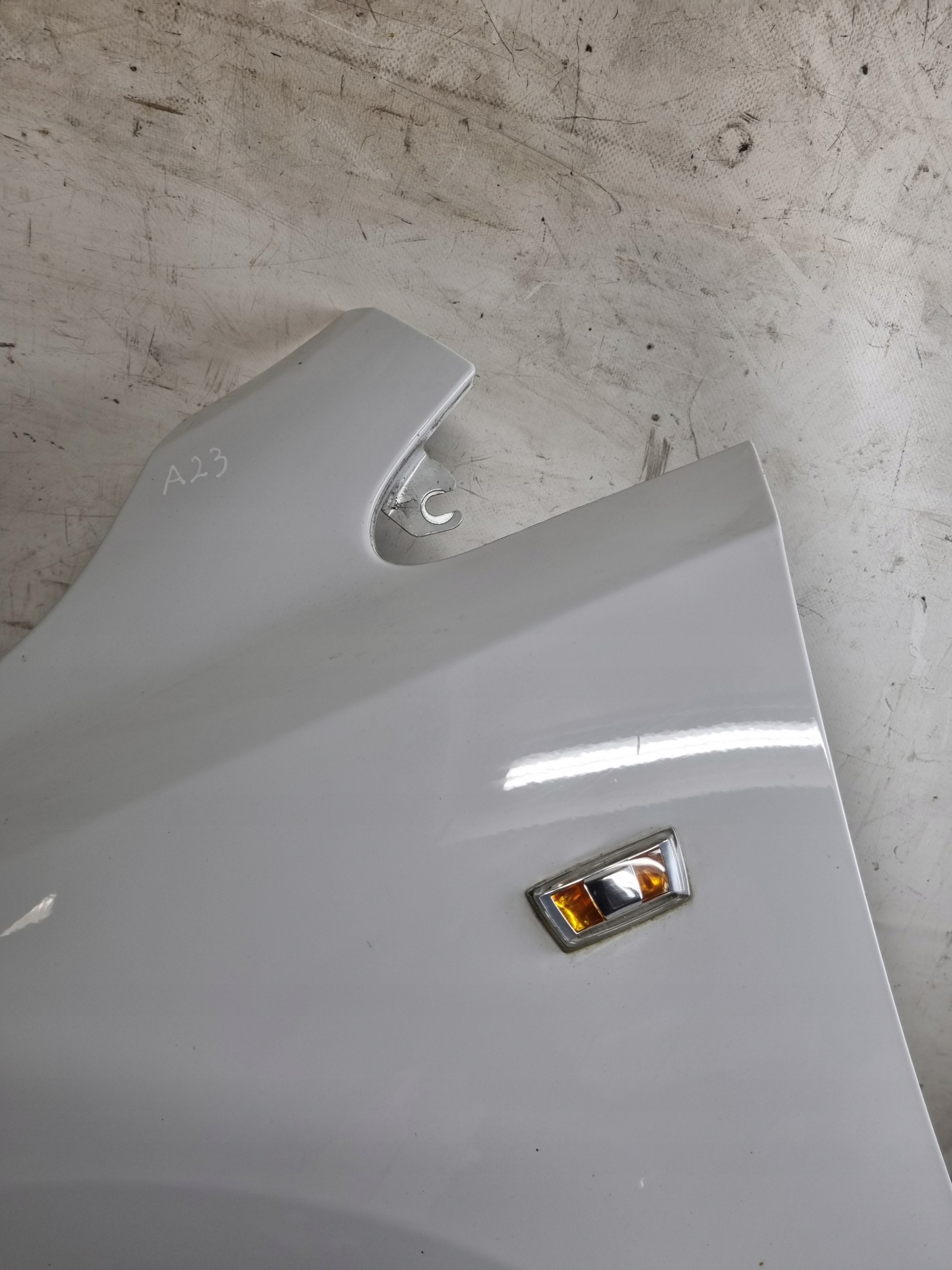 fender left OPEL CORSA E Z40R