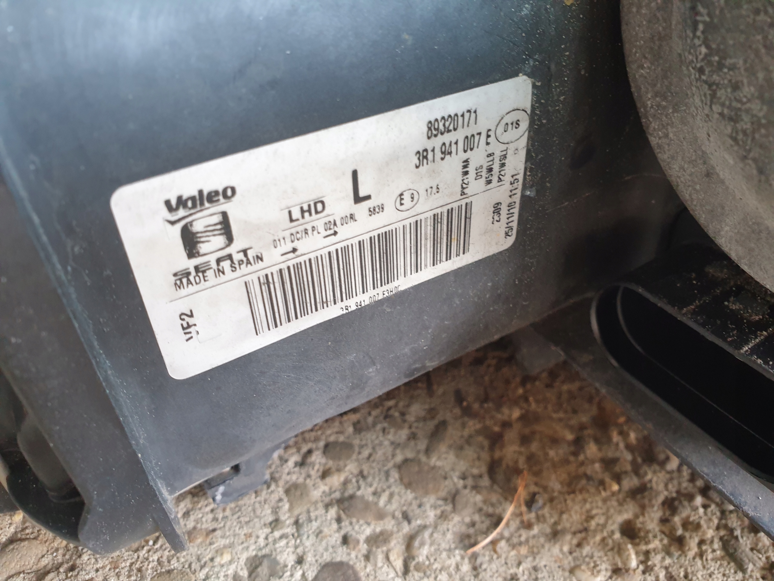 light front left XENON SEAT EXEO 2009-2013 3R1941007E