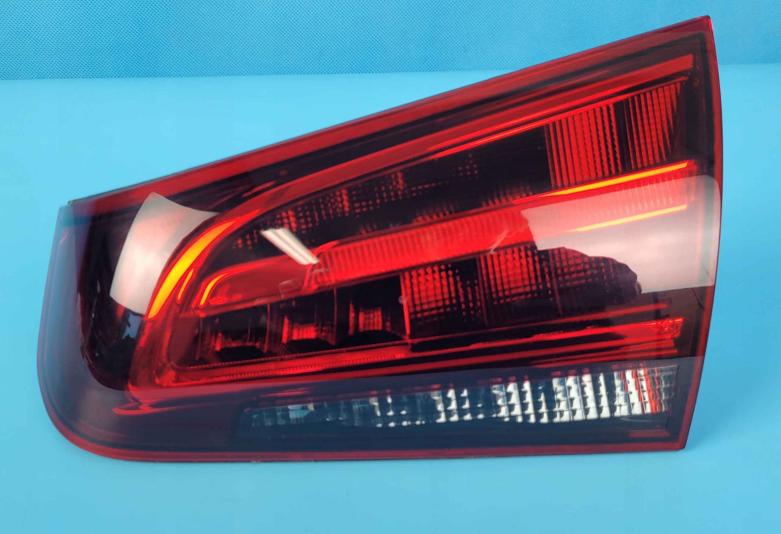 MERCEDES W177 A180 22r 2.0 CDI LAMPA TYŁ PRAWA A1779063001