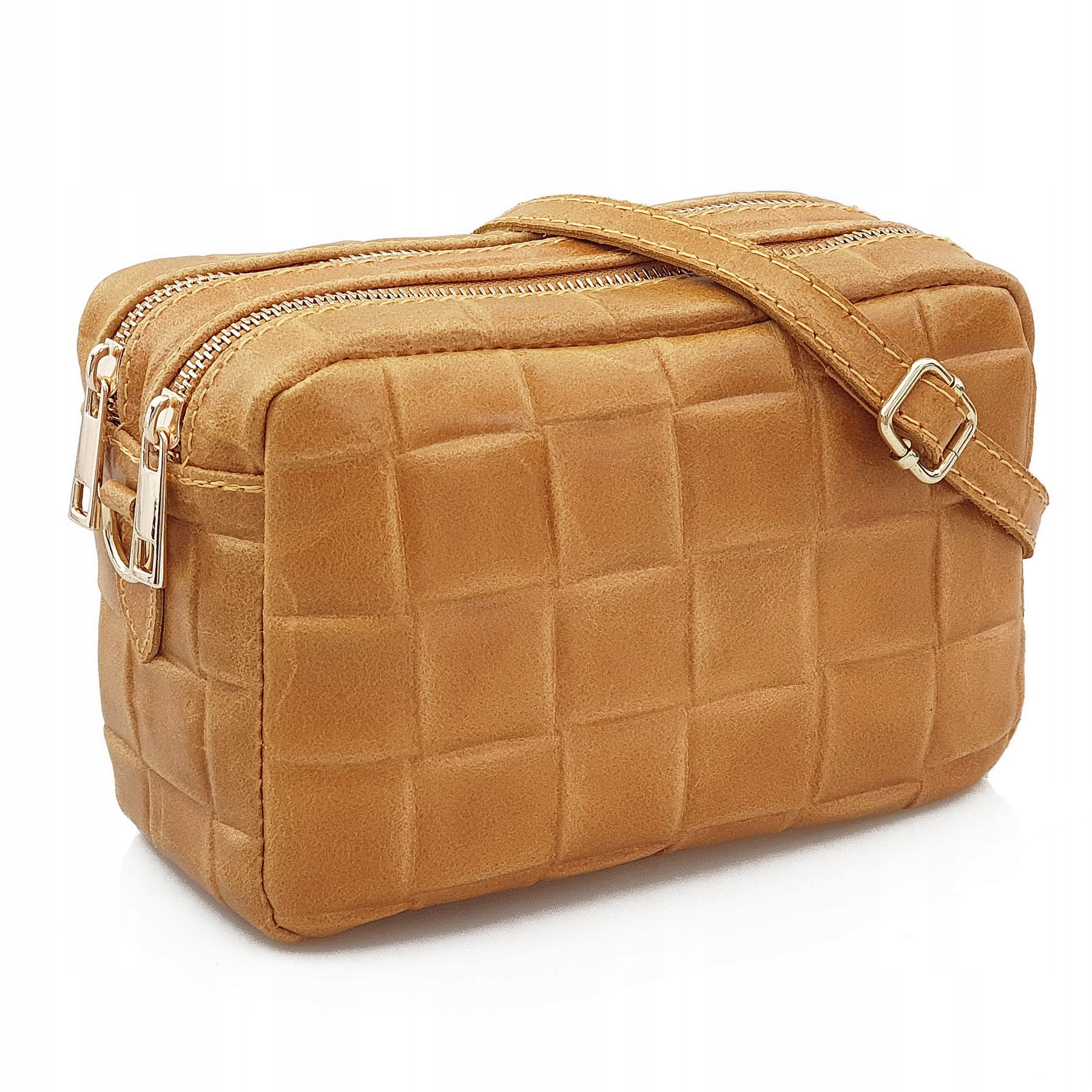 

Torebka skórzana listonoszka pleciona Camel