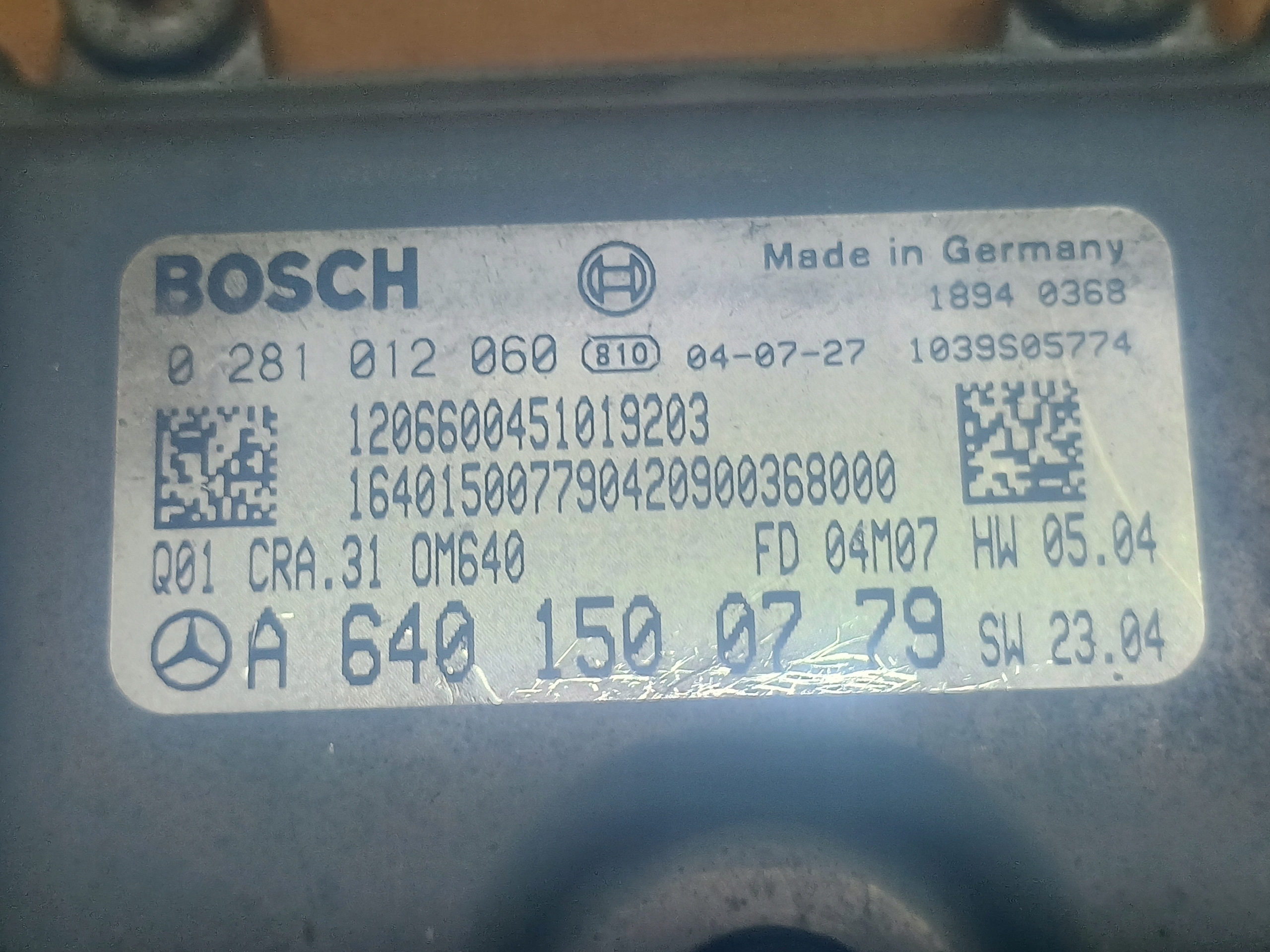control unit of the engine A6401500779 MERCEDES 2.0 CDI