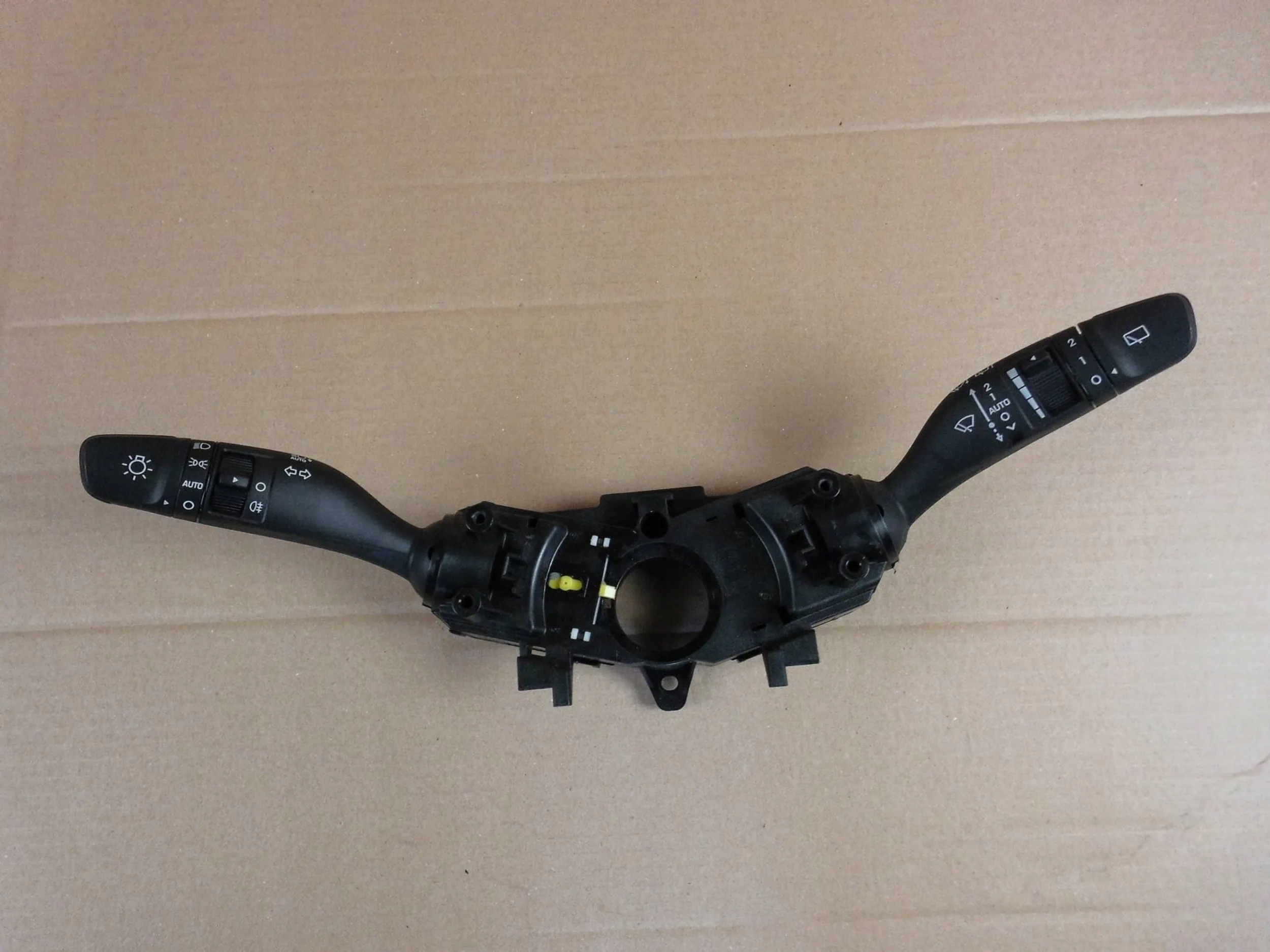KIA Sorento III LIFT DEVIO LUCI DEVIO Interruttore comando luci