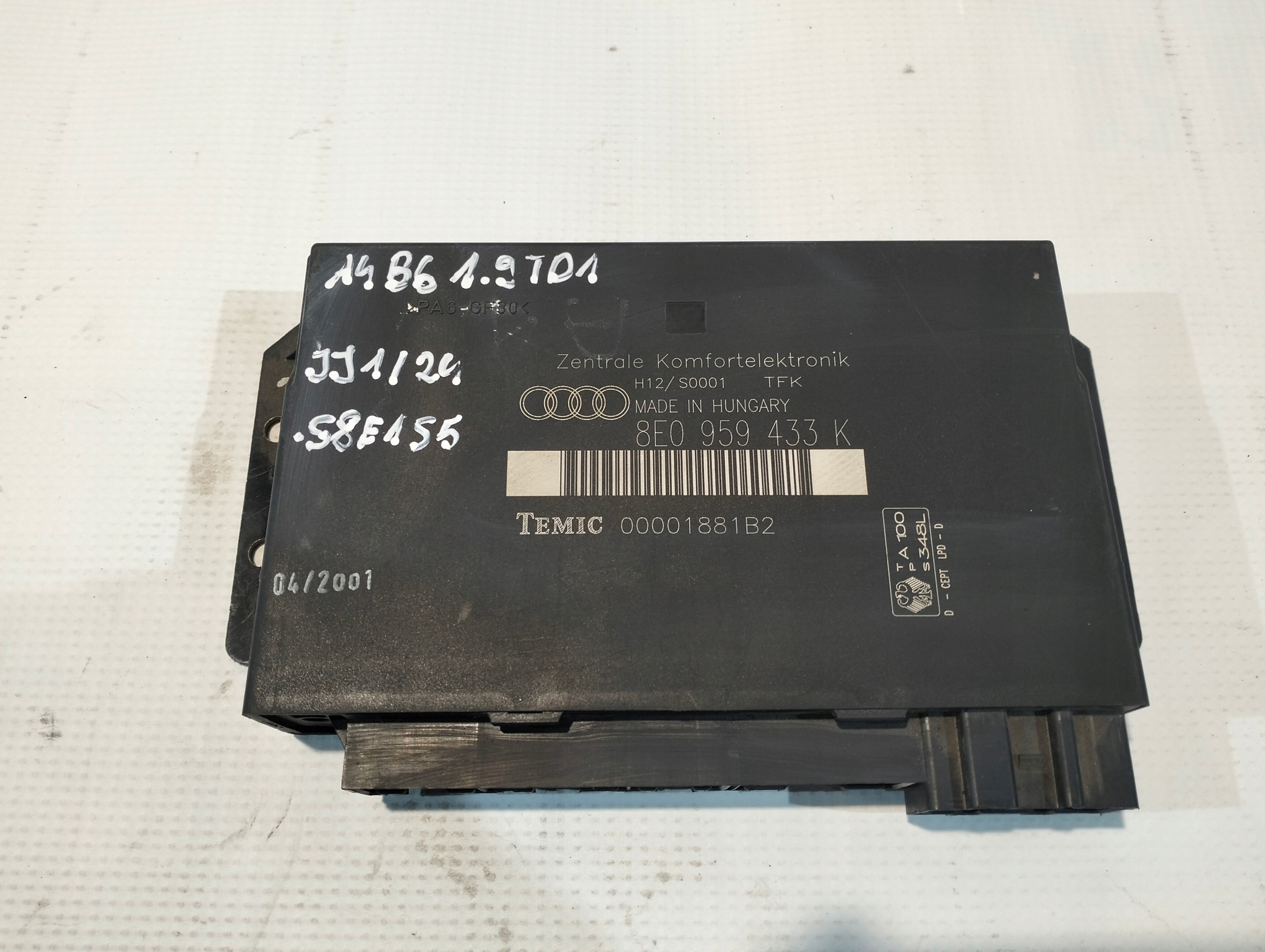 Unité commande confort AUDI A4 B6 1.9 TDI OE 8E0959433K