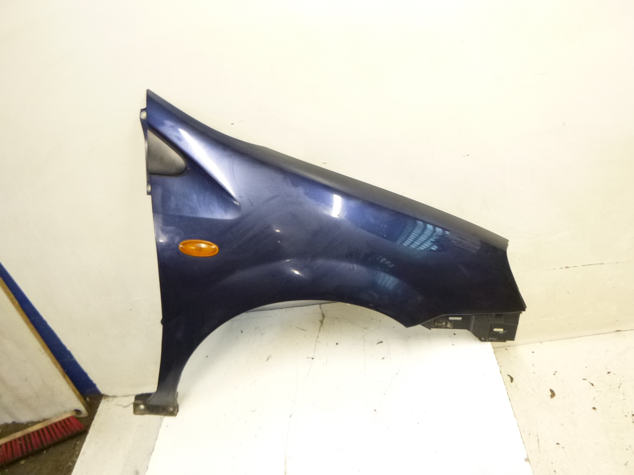 parafango Destra Nissan Almera Tino 2005r.