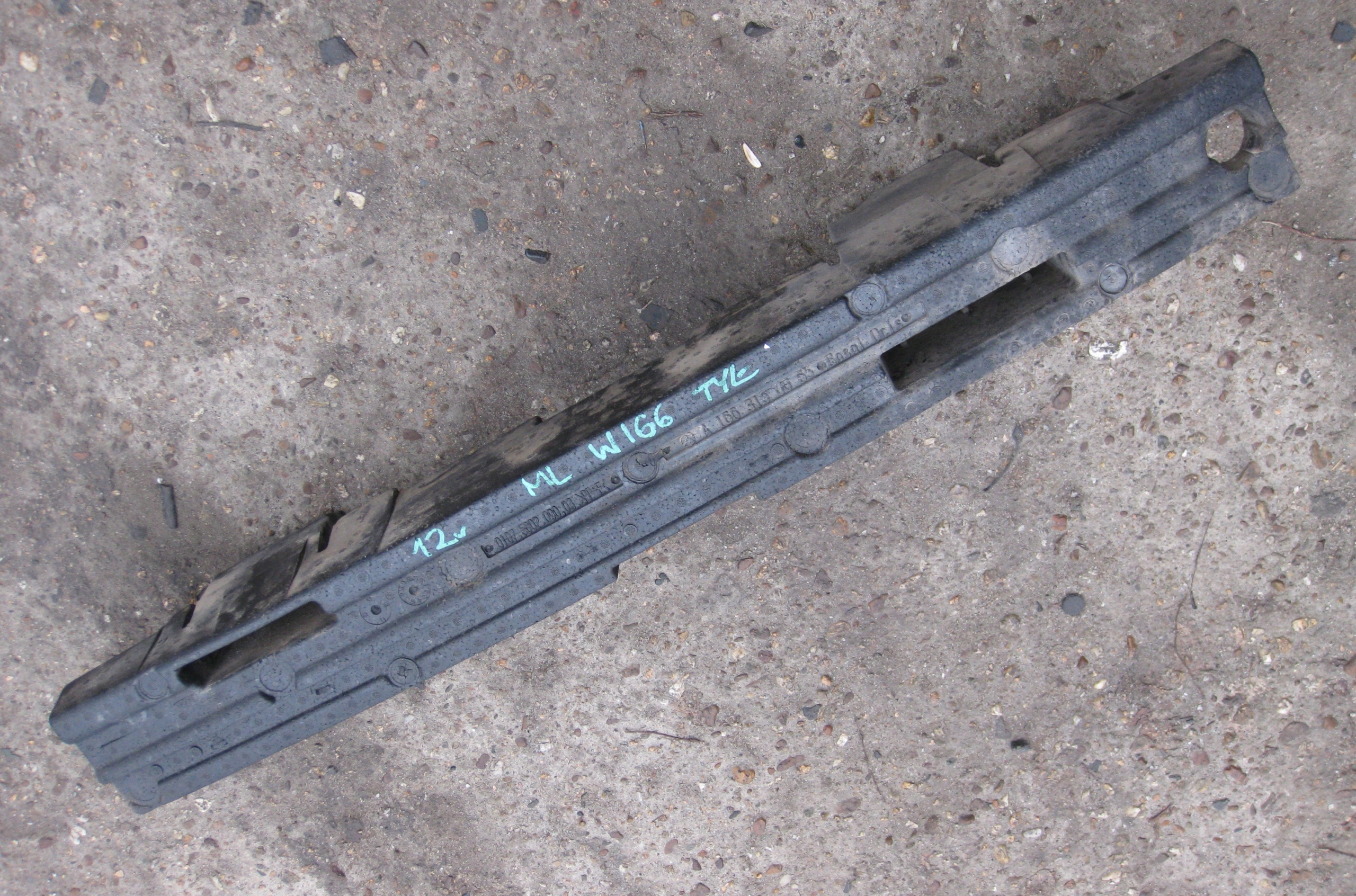 MERCEDES ML W166 3.0 CDI 12R ABSORBER der Stoßstange heck A1663150065