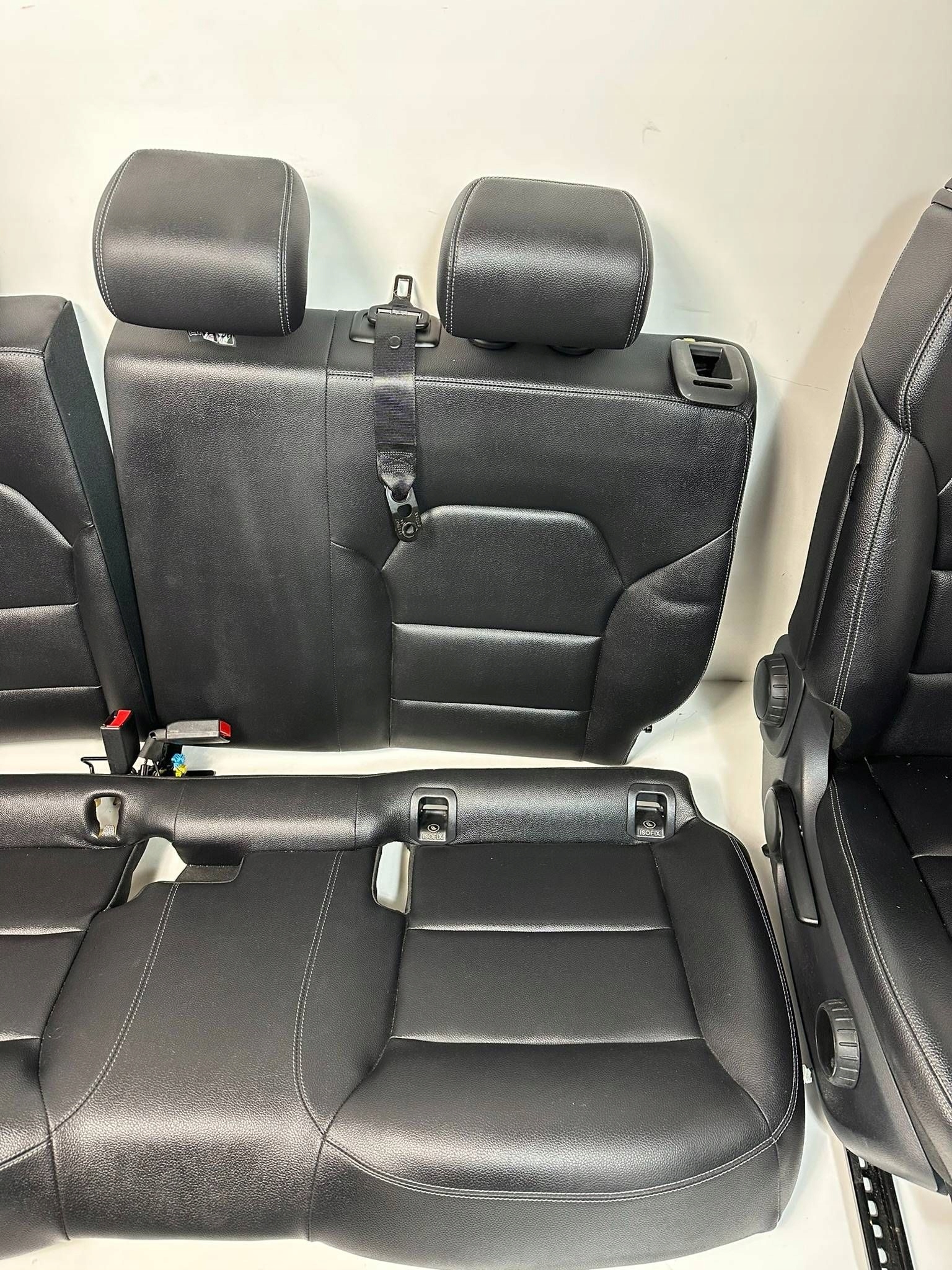 Mercedes-Benz GLA W156 2017 Sitze / Sitz / Komplet