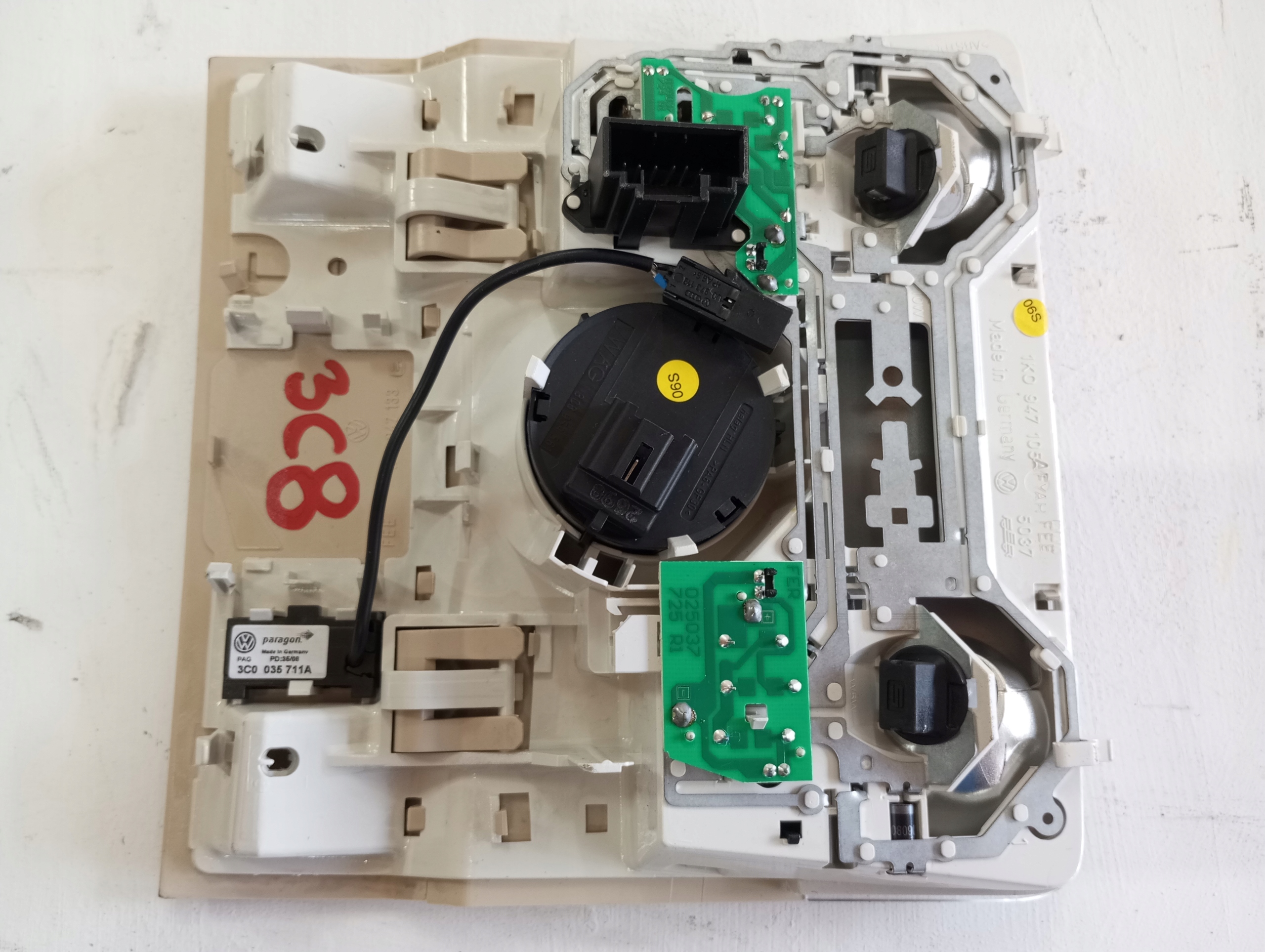 FANALE CIELO INTERNO VW CC 3C8 1K0947105A