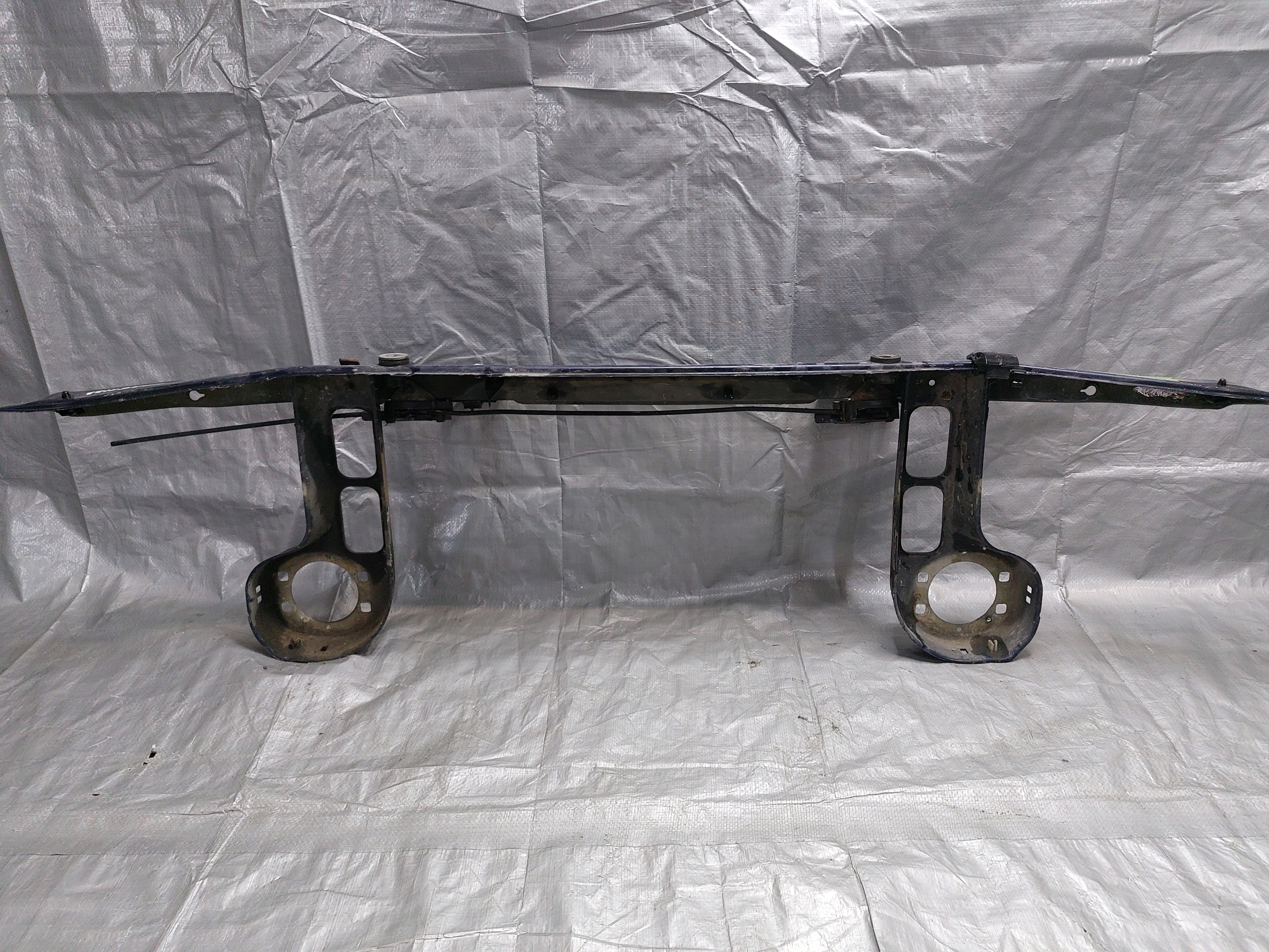 hütöfal erösített BMW E36