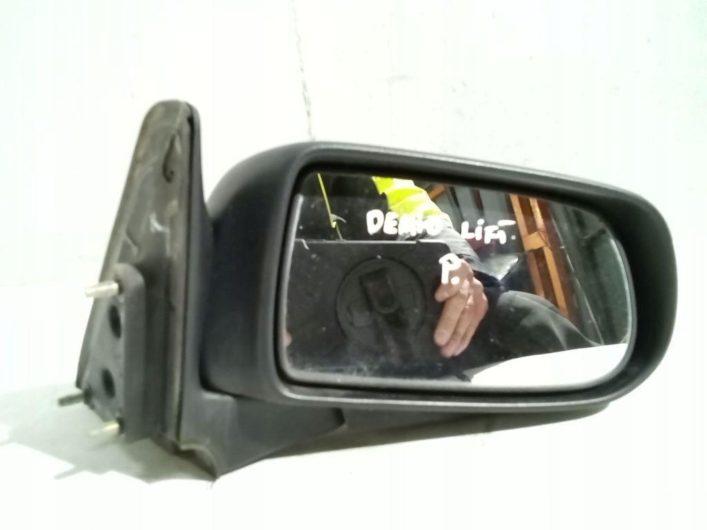 Mazda Demio and lift mirror right el.