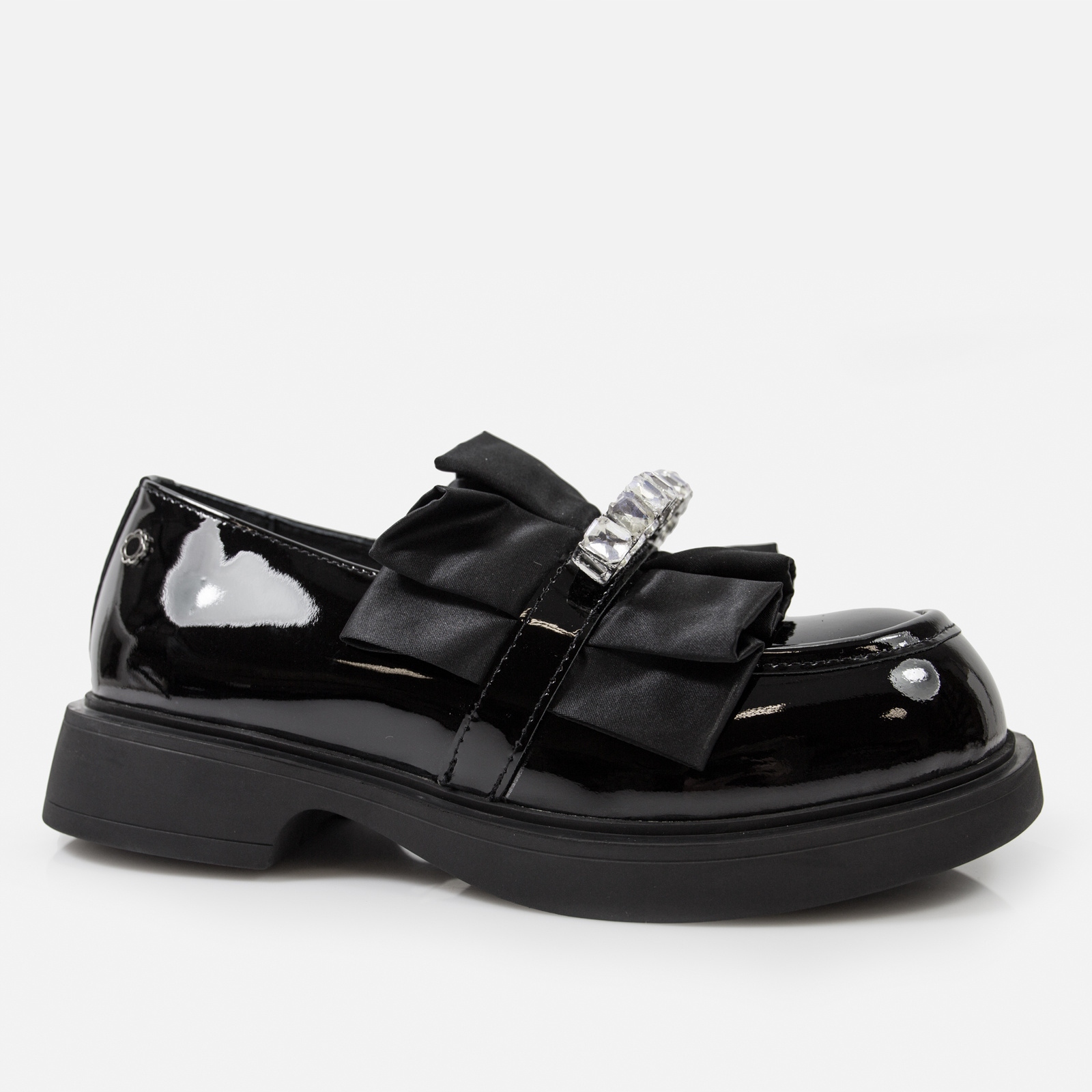 Mokasyny damskie TUFFONI czarne półbuty slip'on Lordsy wsuwane 2424035 Cechy dodatkowe cyrkonie kokardka lakierowane
