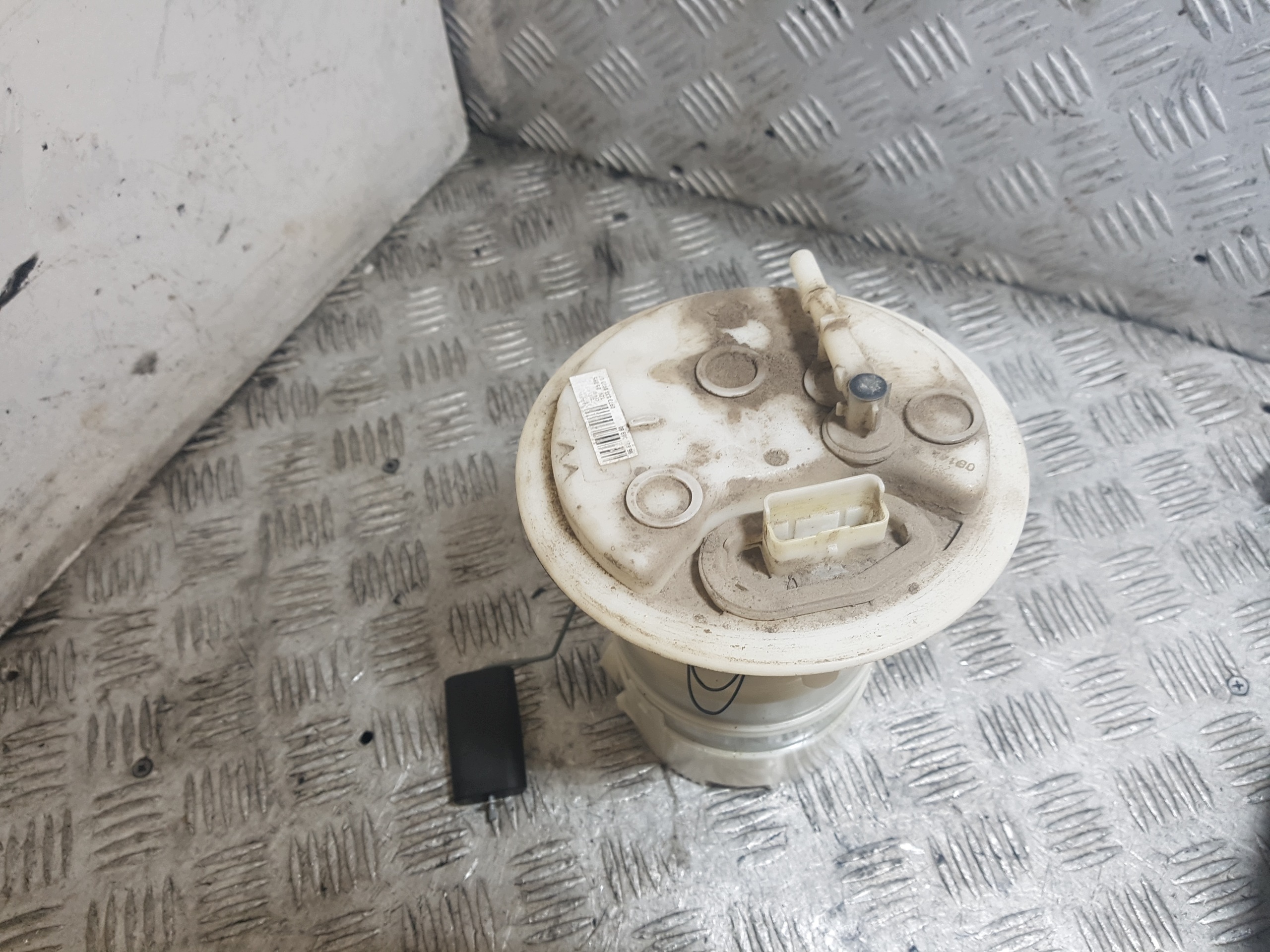 feed pump CITROEN C5 9682836980