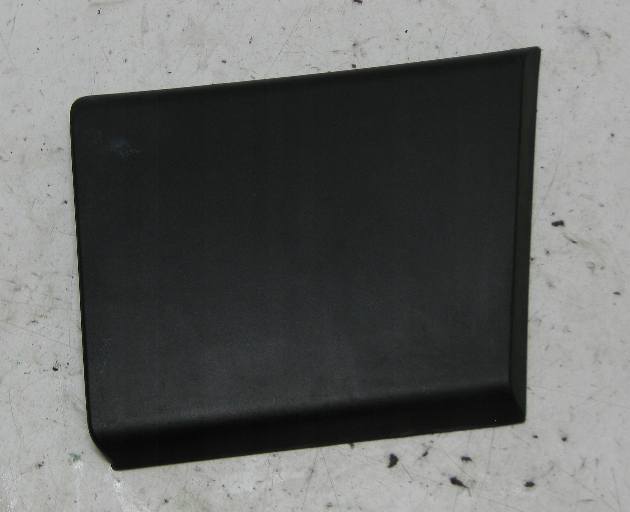BOXER JUMPER DUCATO 19R moulding side left front 1306892070