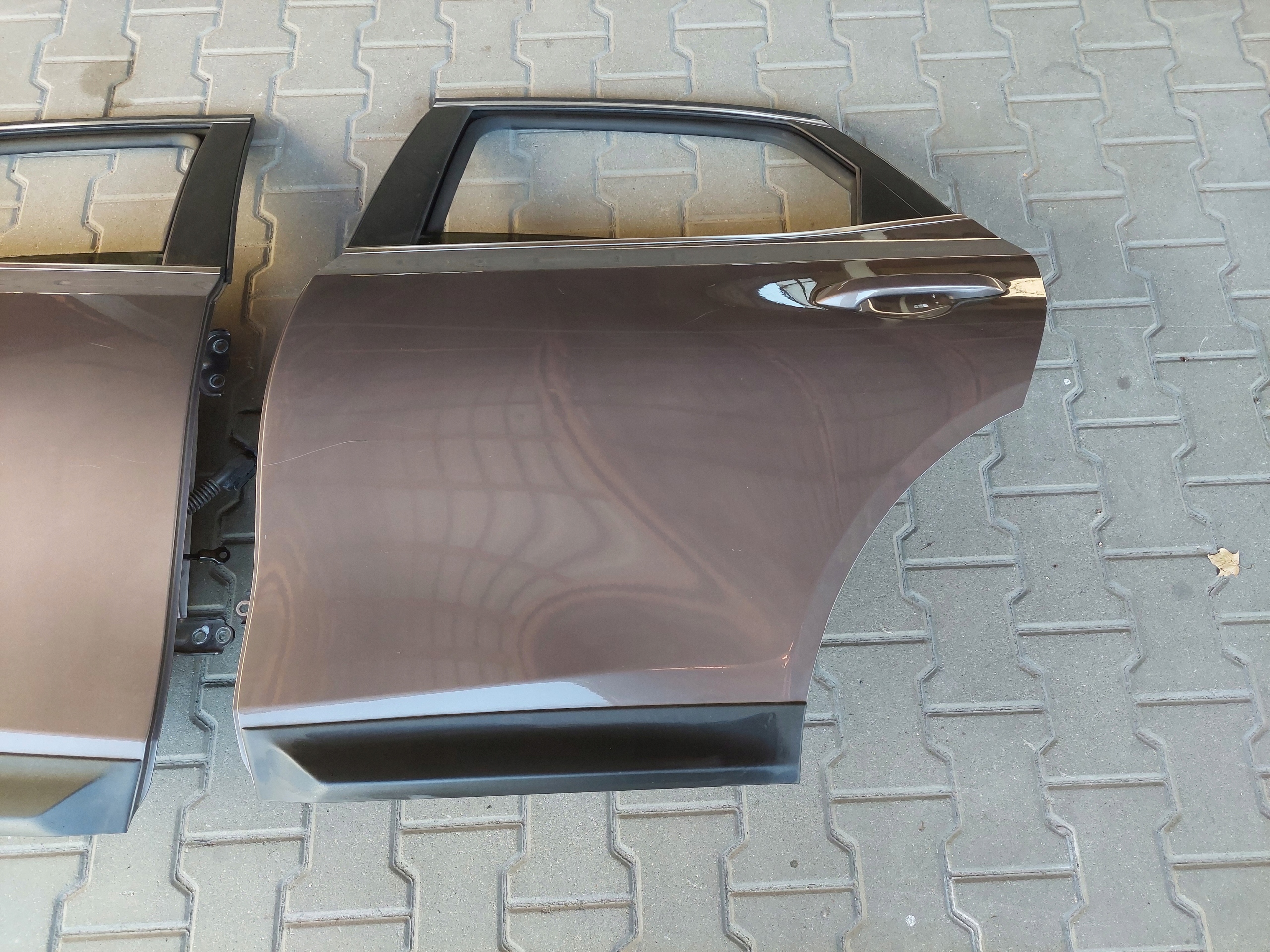 door rear part left right rear. left right complete KIA XCEED L2