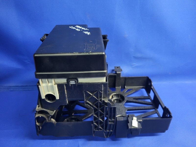 SKRZYNKA BEZPIECZNIKÓW FORD TRANSIT VI MK6 2.4 TDCI