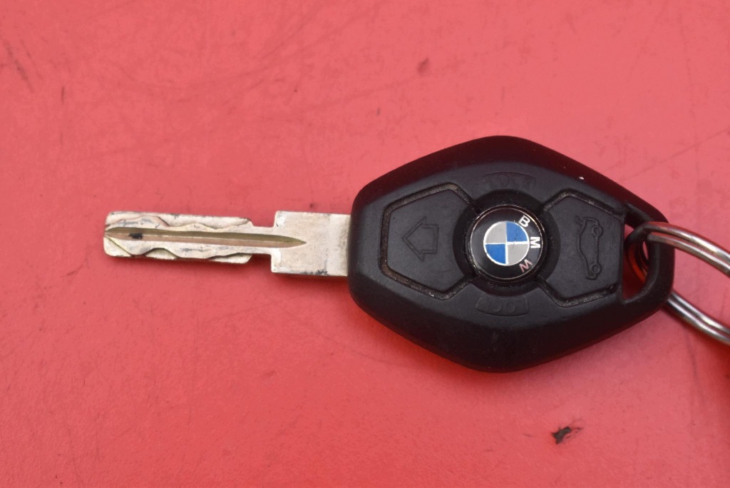 ignition key 1095820 BMW E39 2.2i 170 KM LIFT 00-04