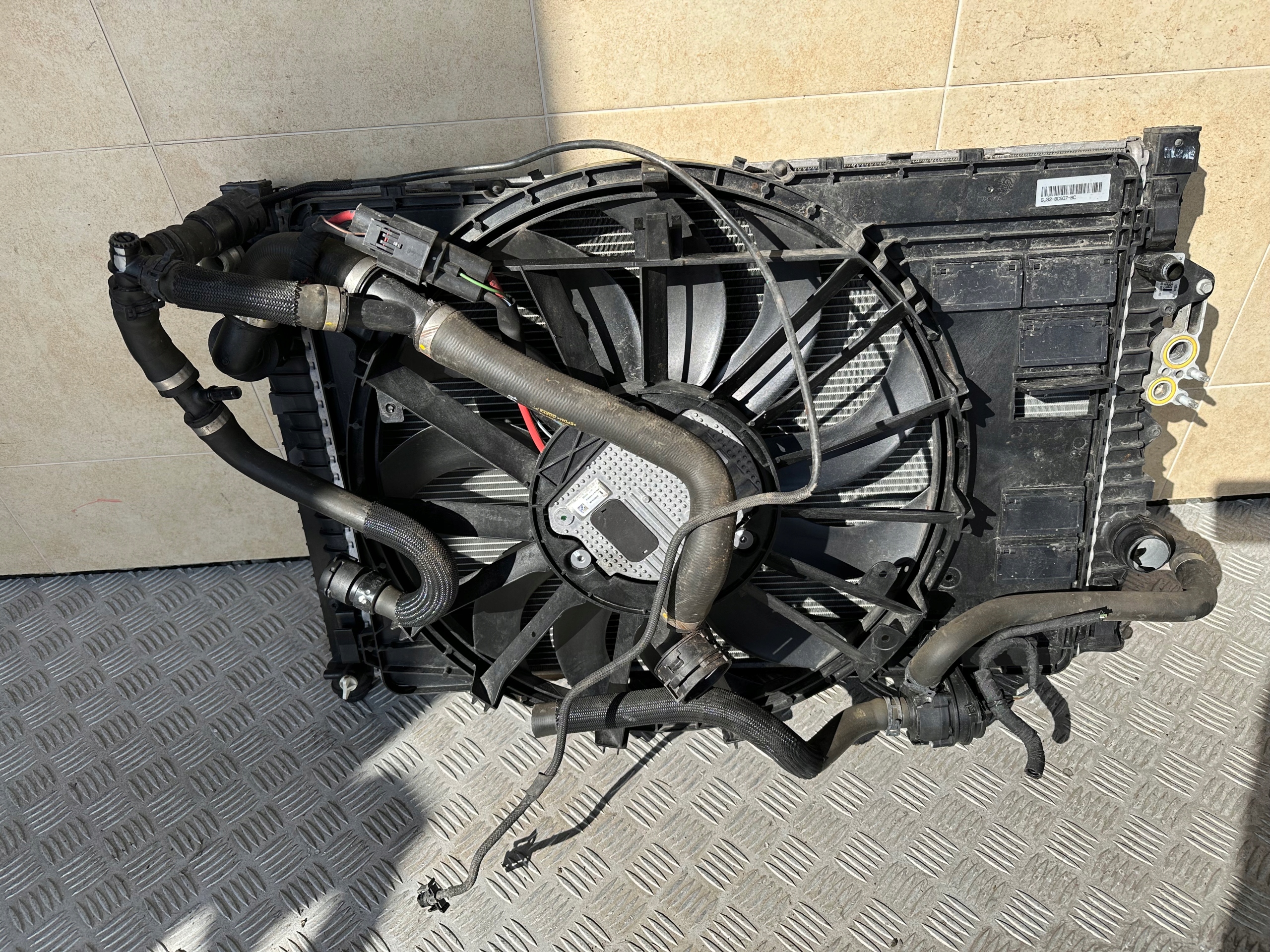 radiator LAND ROVER EVOQUE 2.0 D 2017 ROK