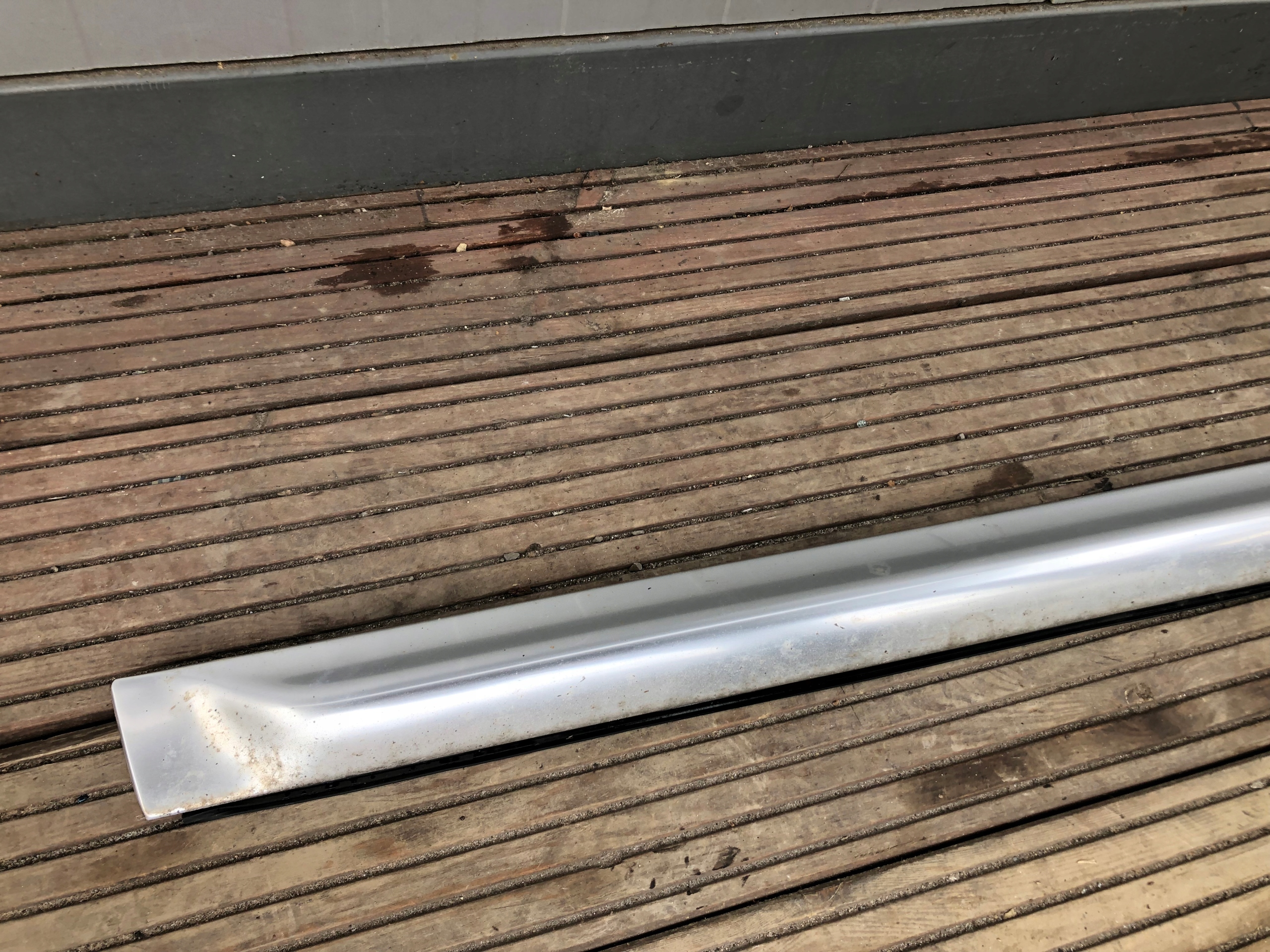 AUDI A6 C6 ALLROAD LIFT moulding door left front