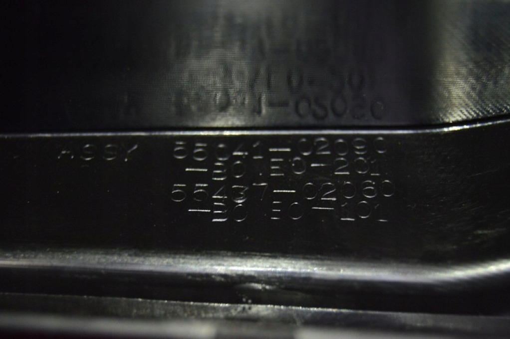 бардачок пассажира европа 55041-02090 TOYOTA COROLLA E15 06-13