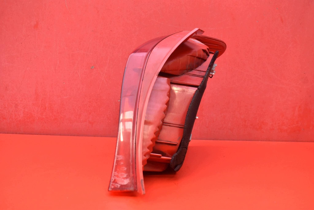 light left rear part rear 0D-7 TOYOTA YARIS 2 II 5D 05-09