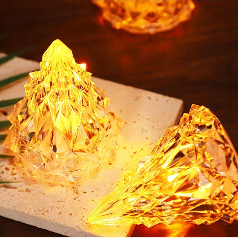 MOCNA ŚWIECZKA LED FIGURKA CHOINKA BIAŁY CIEPLY Liczba świec 1