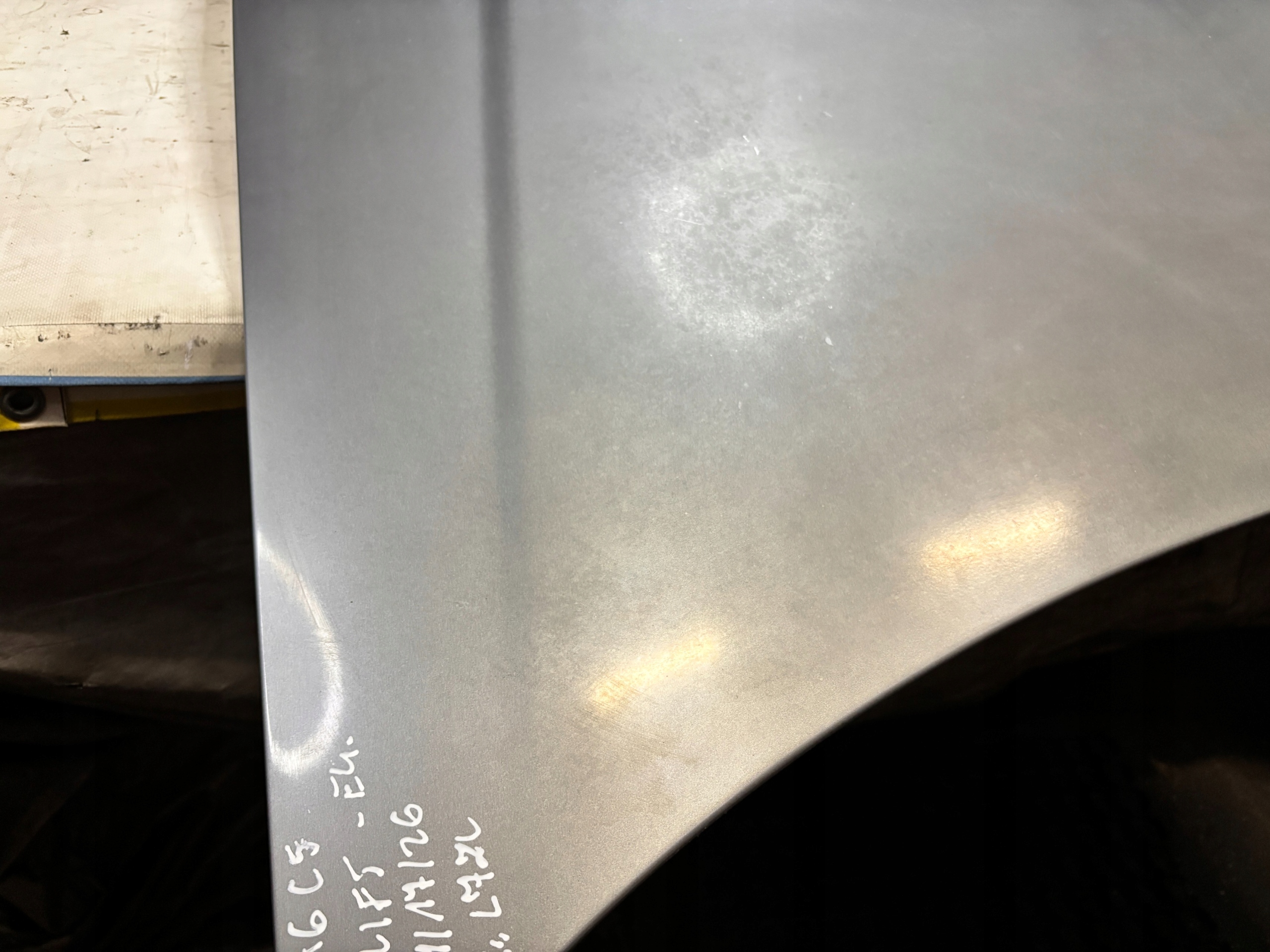 bonnet AUDI A6 C5 PRZEDLIFT K: LY7L
