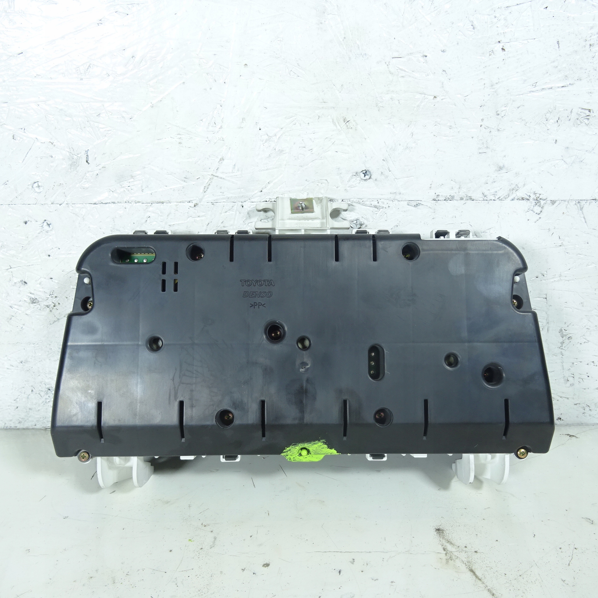 TOYOTA COROLLA VERSO II 2.0D dials 83800-0F060-L