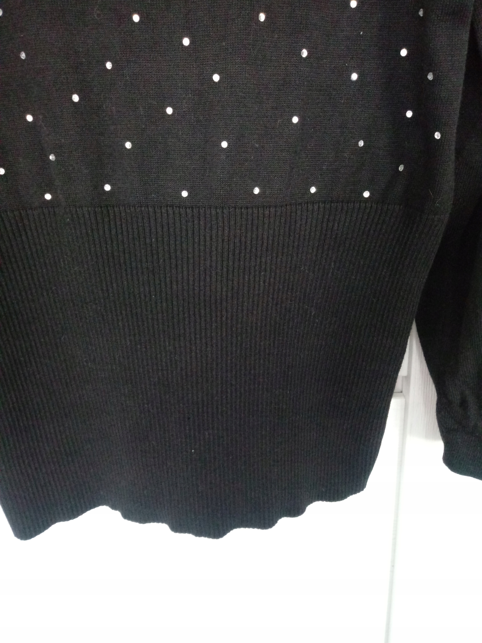 Bluzka sweter Paon czarna cyrkonie L 40 Rozmiar L