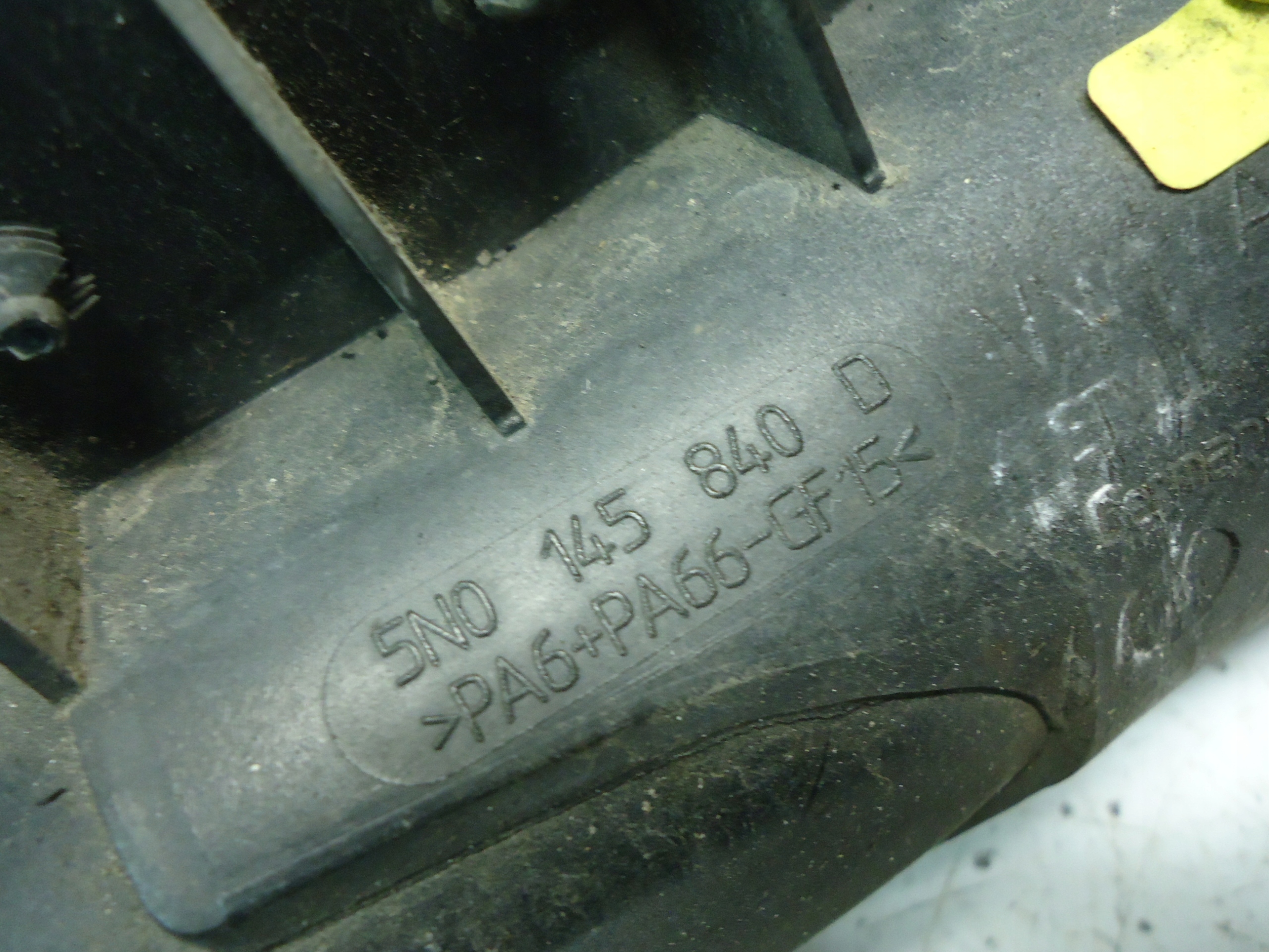 VW AUDI 2.0TDI pipe air 5N0145840D
