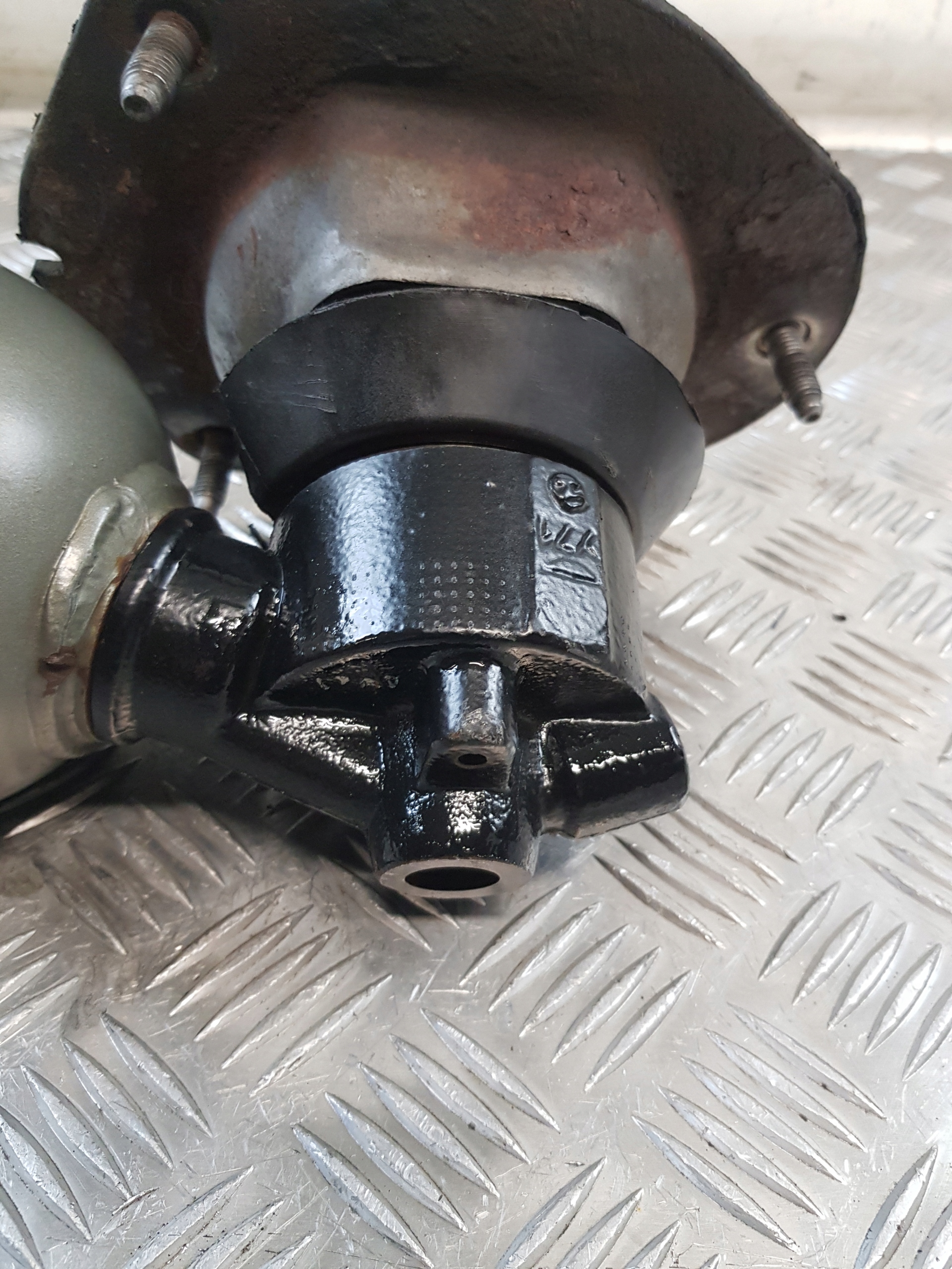 shock absorber HYDRAULICZNY GRUSZKA right front CITROEN C5 II 2.0HDI