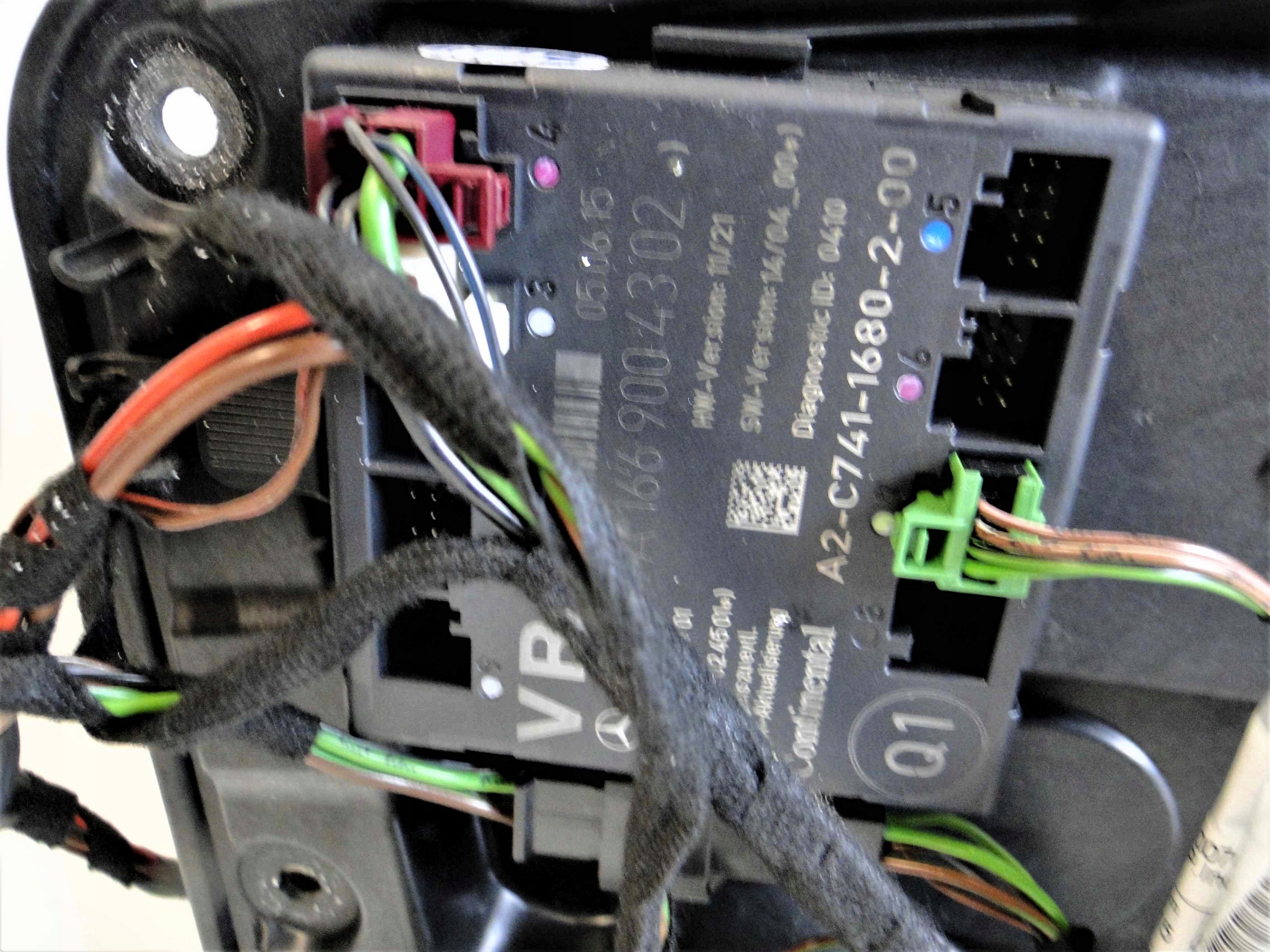 MERCEDES GLA X156 156 MODUŁ W DRZWI PRAWE PRZEDNIE Numer katalogowy części A1669004302