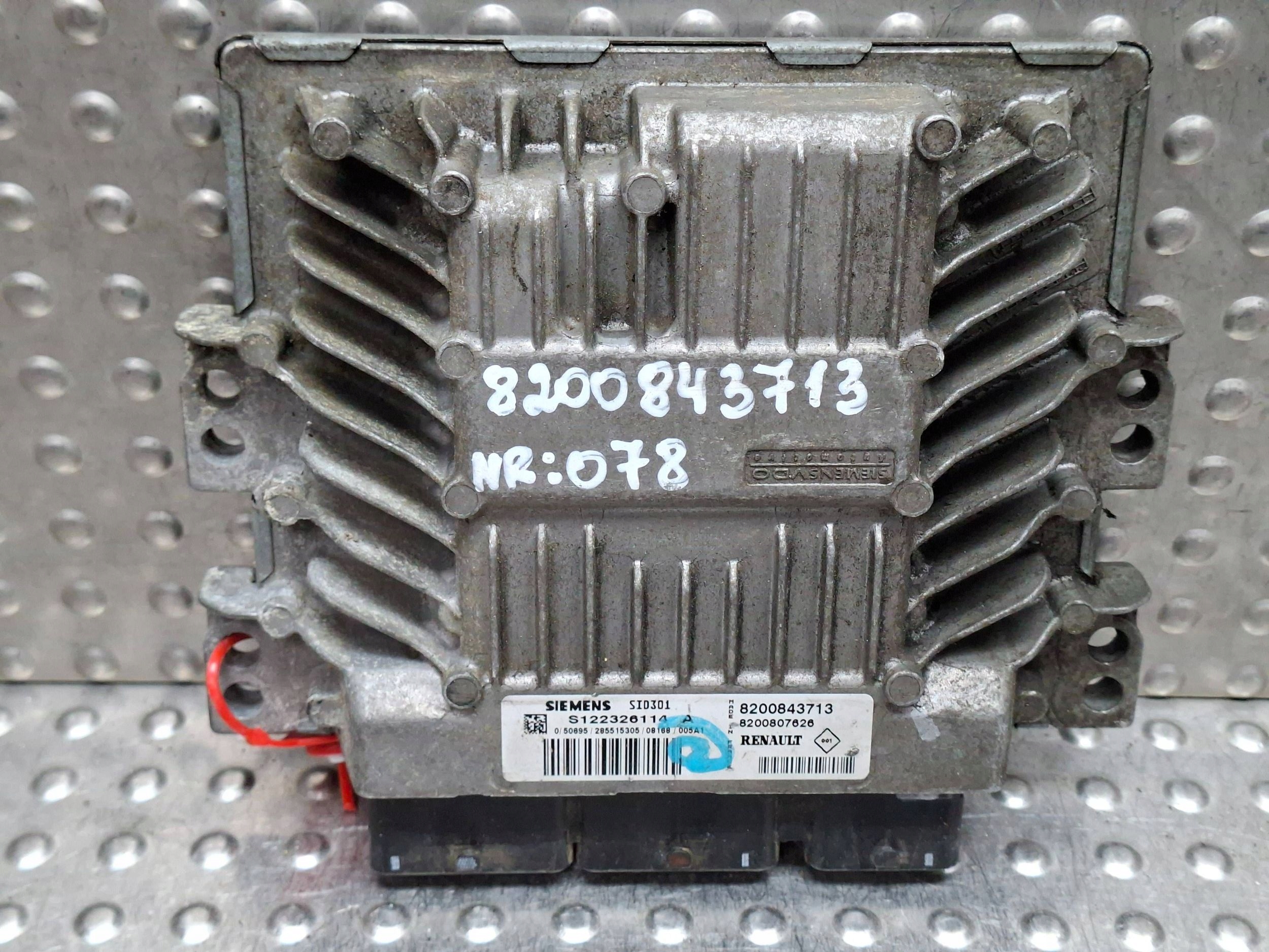 control unit of the engine 8200843713 8200807626 Renault 1.5 DCI