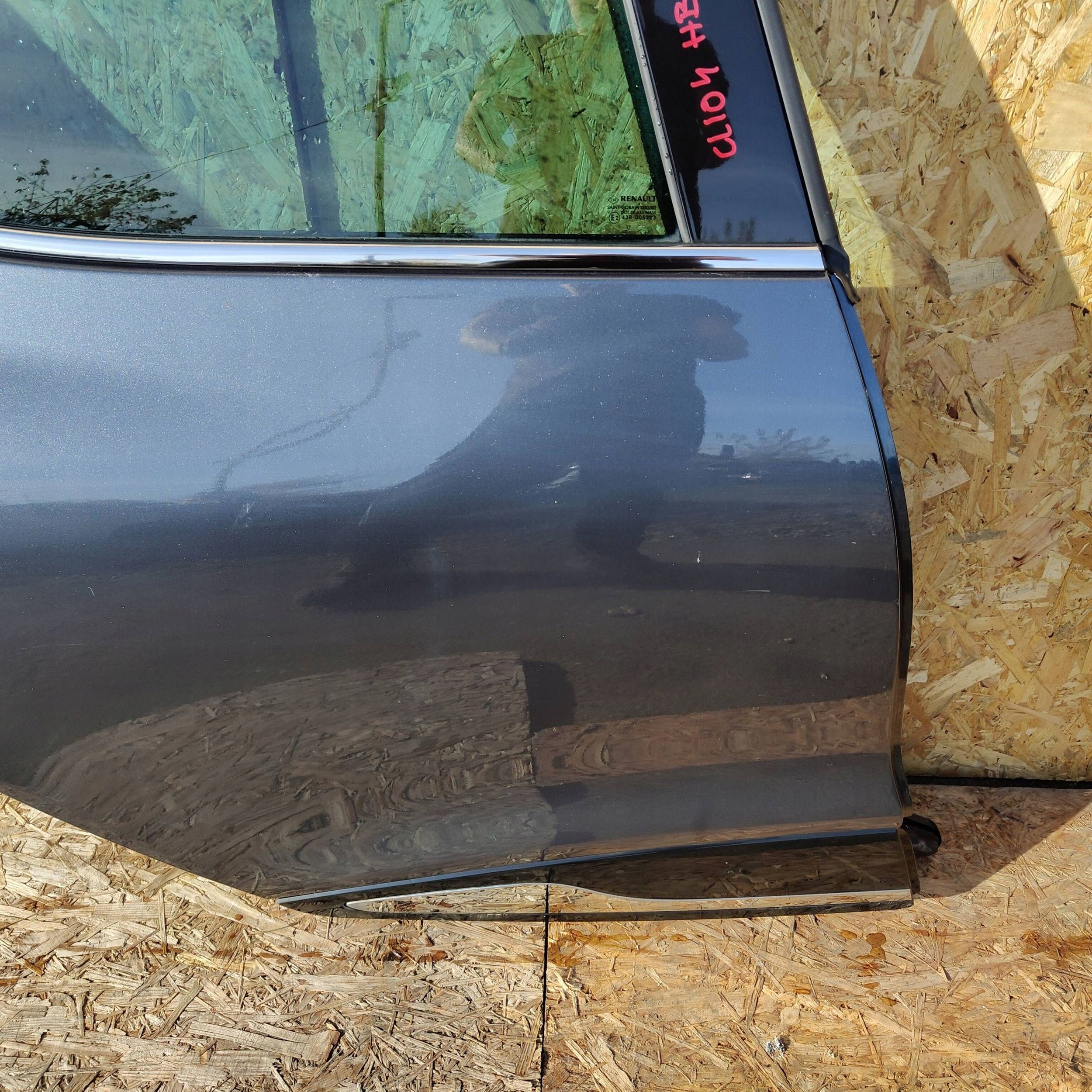 door rear. rear part side right Renault Clio IV