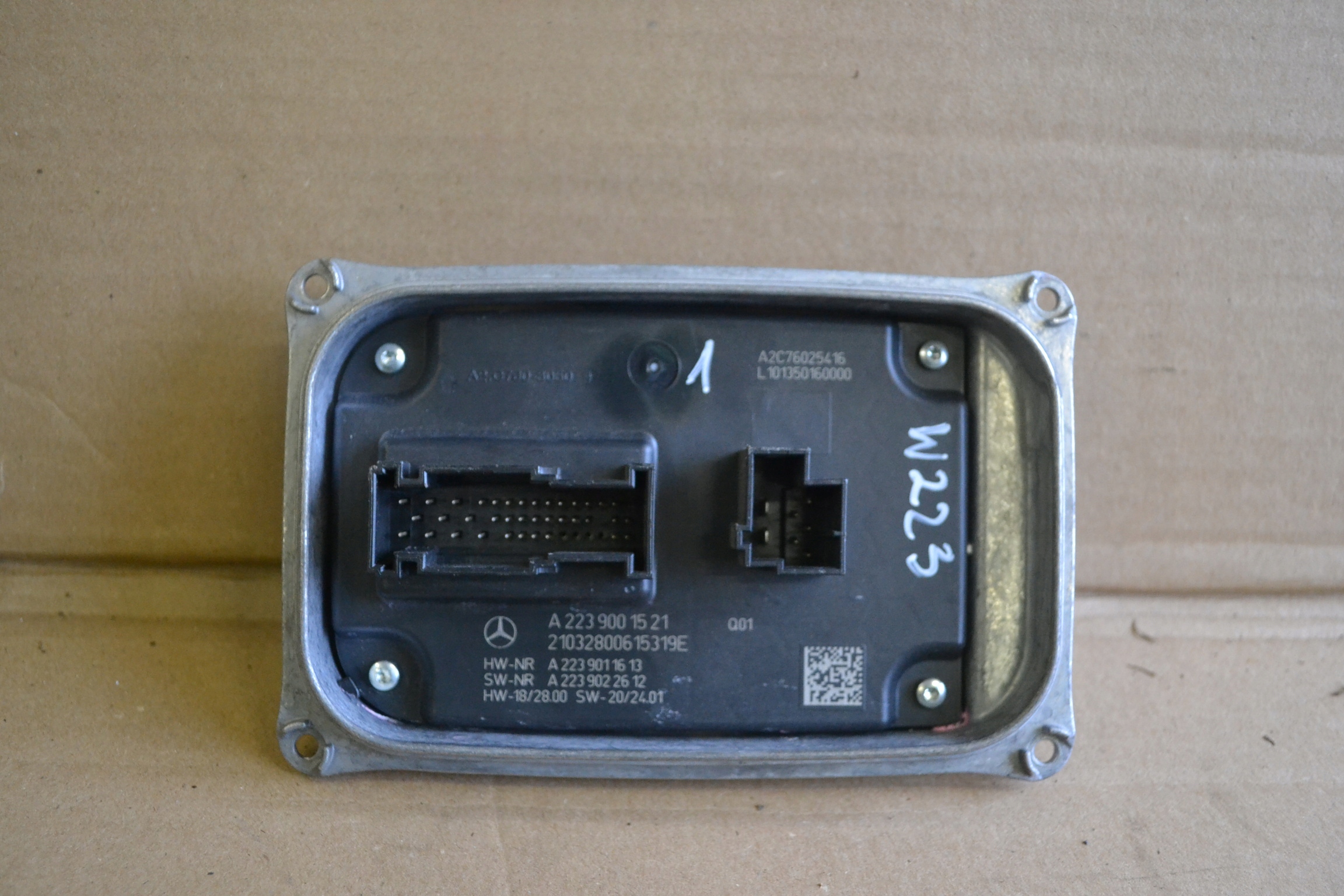control unit module led Mercedes-Benz A2239001521