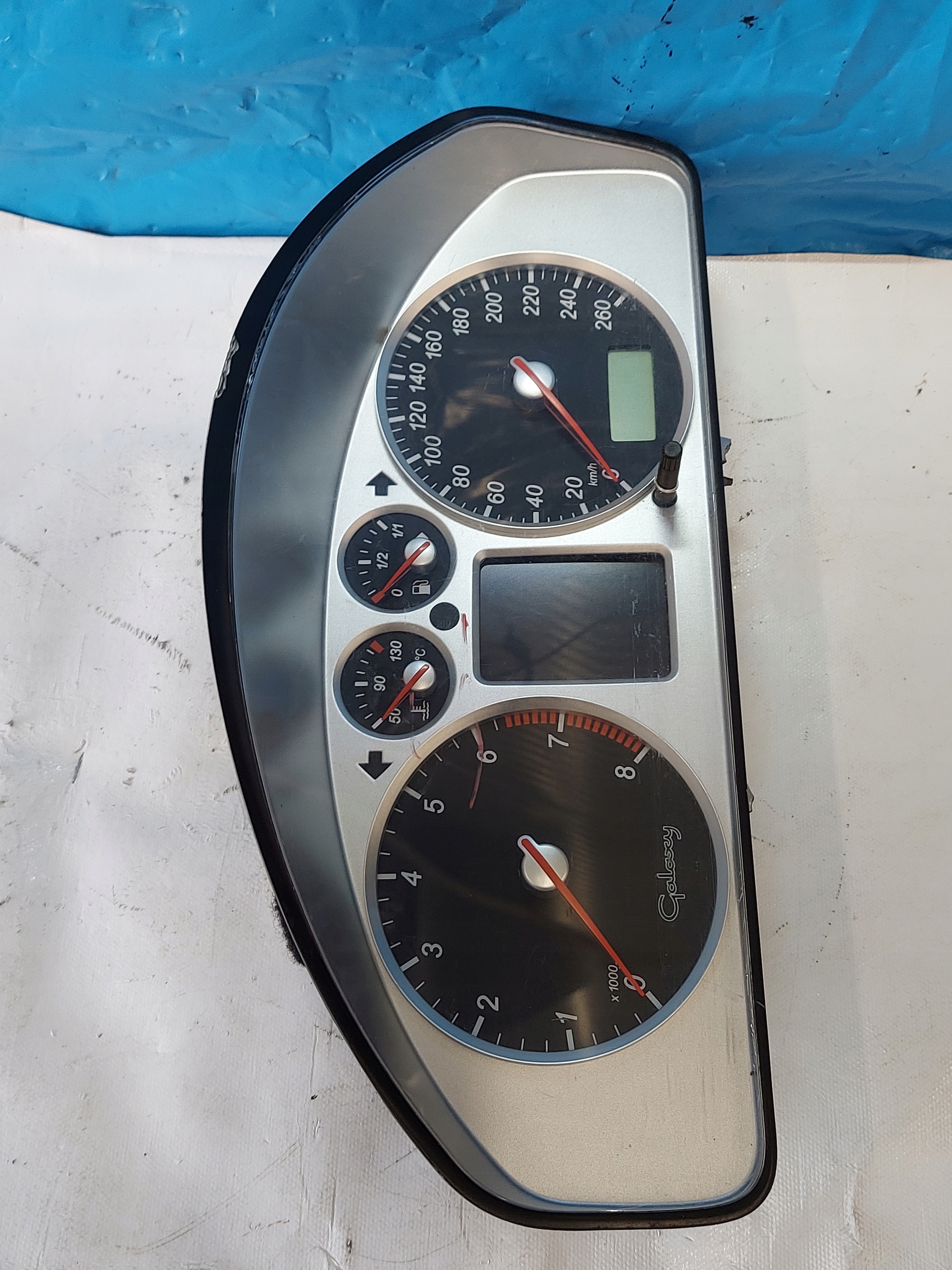 dials clock FORD GALAXY 2.8 VR6 7M5920840K