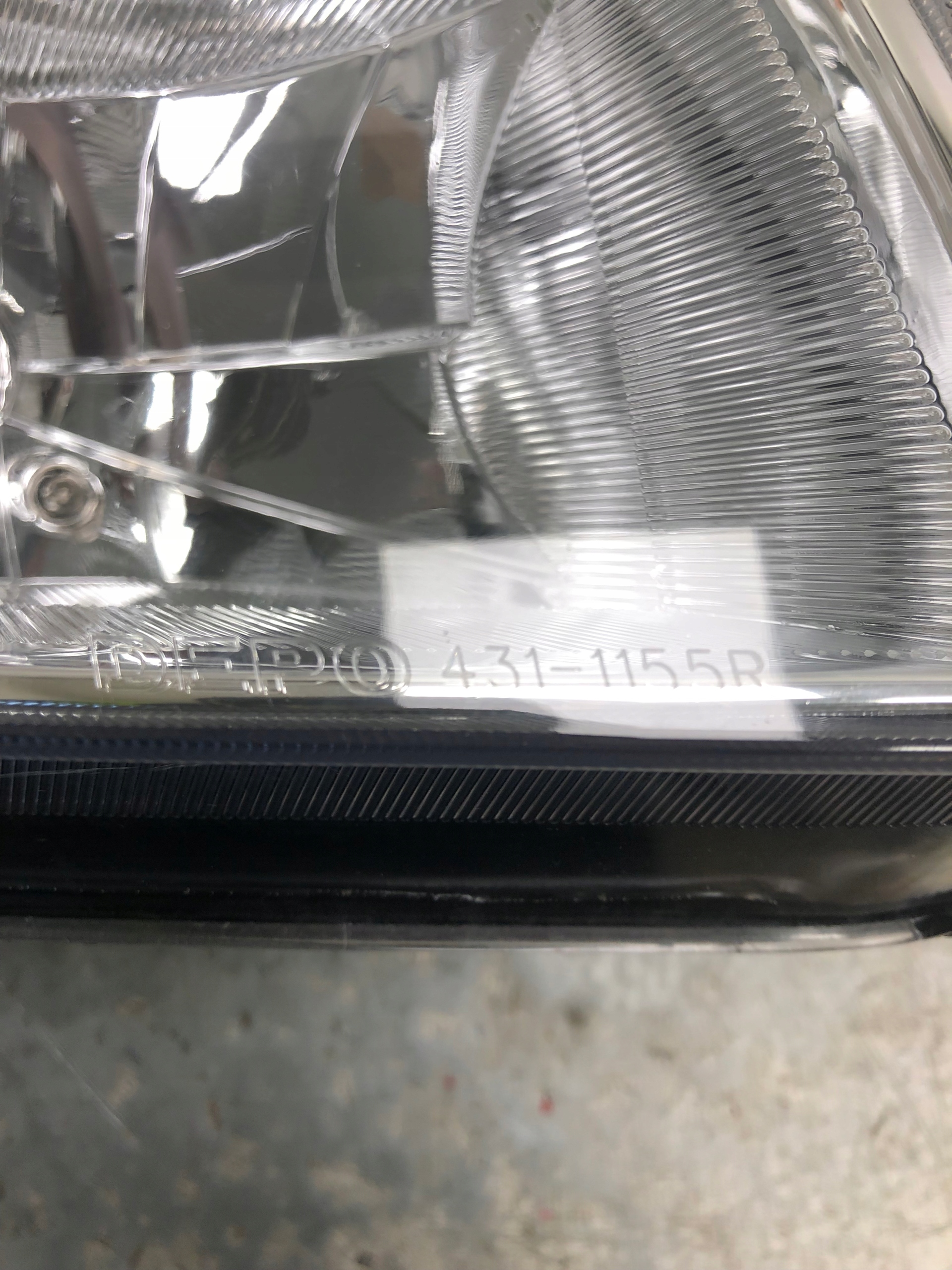 light right front DEPO FORD FUSION and 03850796