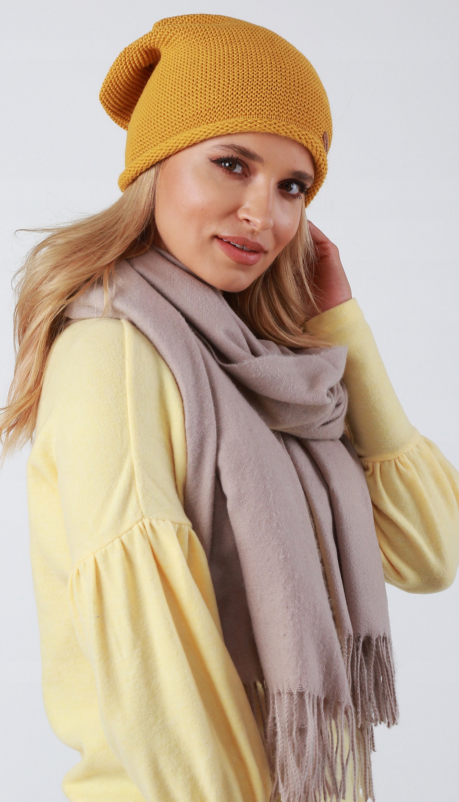 Modna Dziana Czapka Damska jakość J4 Musztarda Wzór dominujący inny wzór