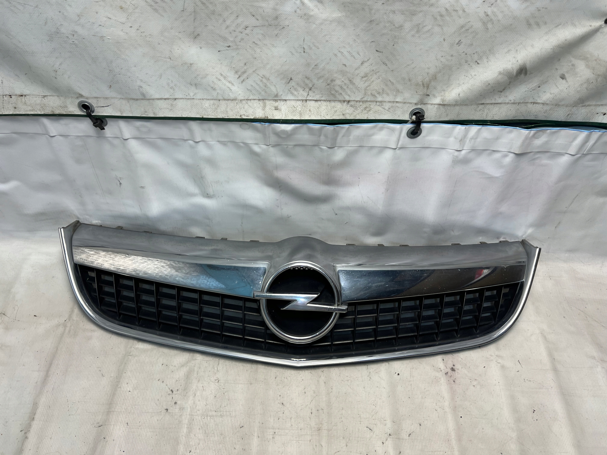 Opel Vectra Kühlergrill FRONTGRILL Kühlergitter 13197512 - Thumbnail 1