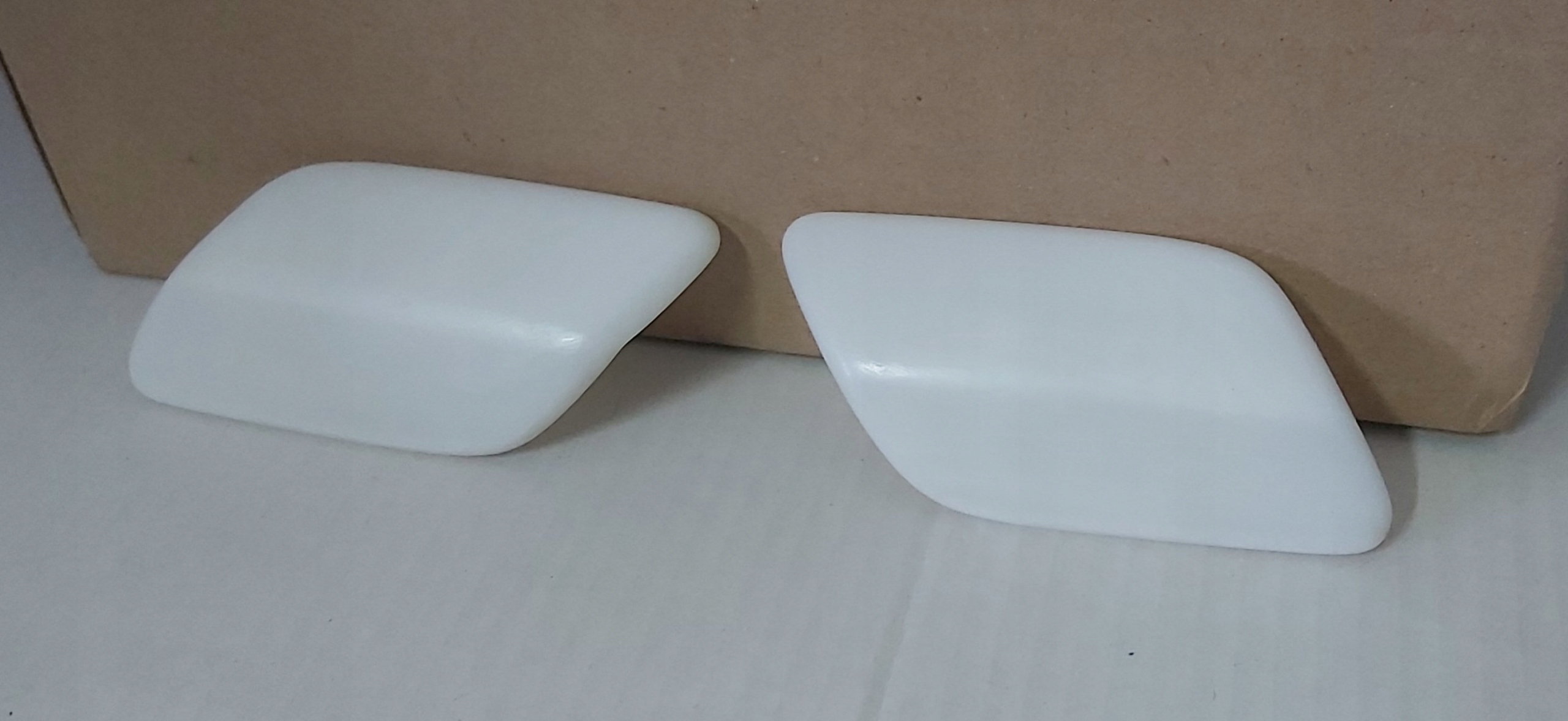 ZASLEPKA SPRYSKIWACZA ZDERZAK DO OPEL ASTRA H FL Producent części Inny